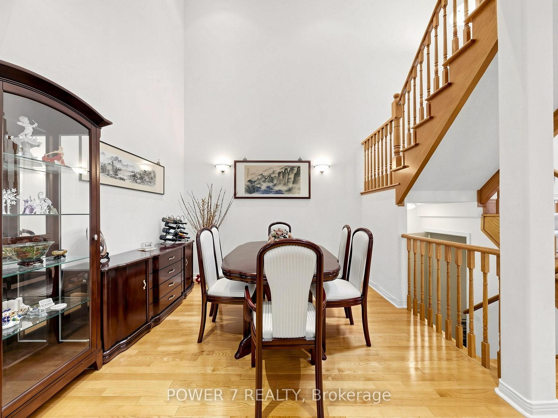 Photo 10 of 16 Barkwood Hollow, Markham, Berczy — HOMEH