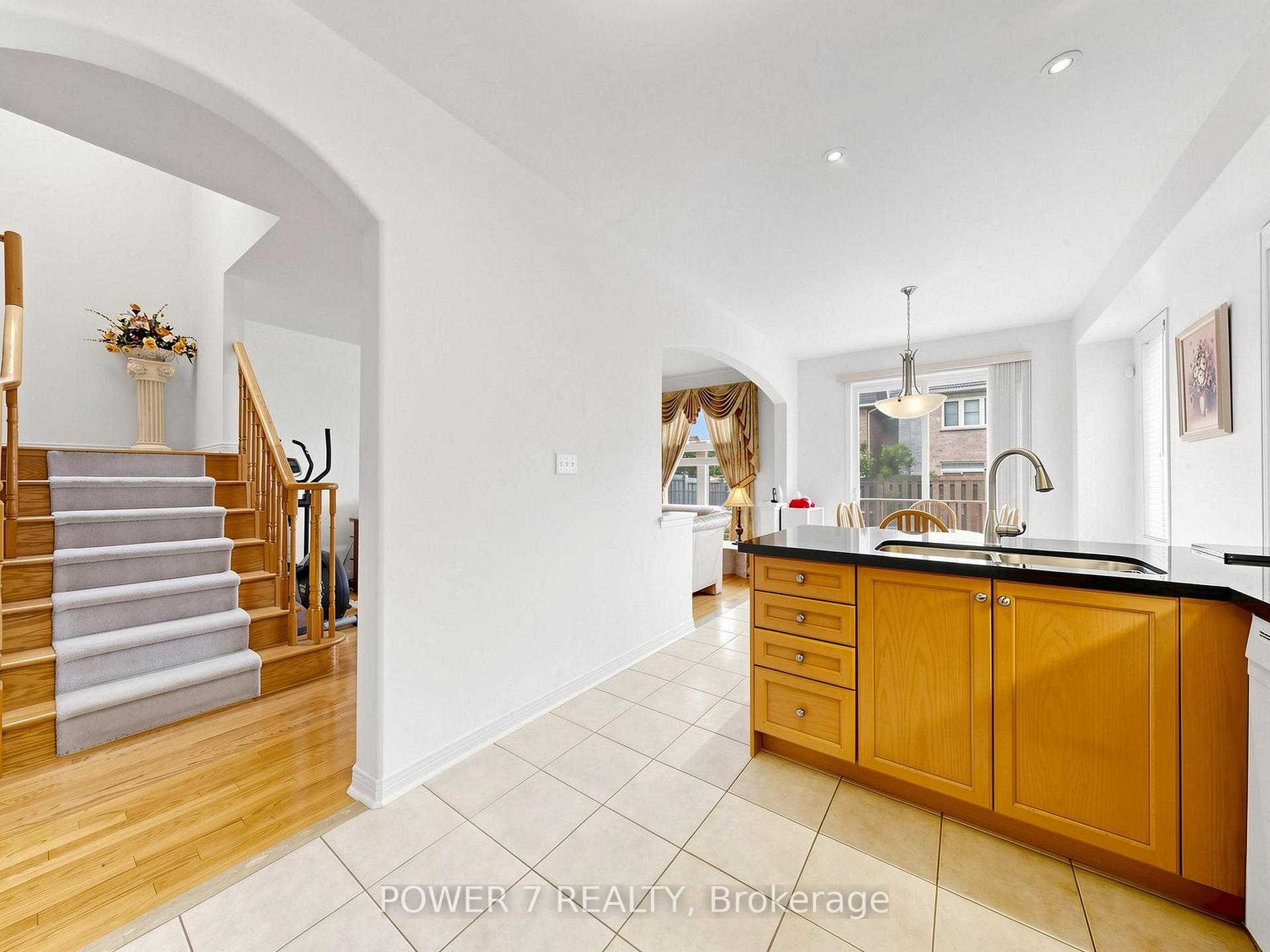 Photo 16 of 16 Barkwood Hollow, Markham, Berczy — HOMEH