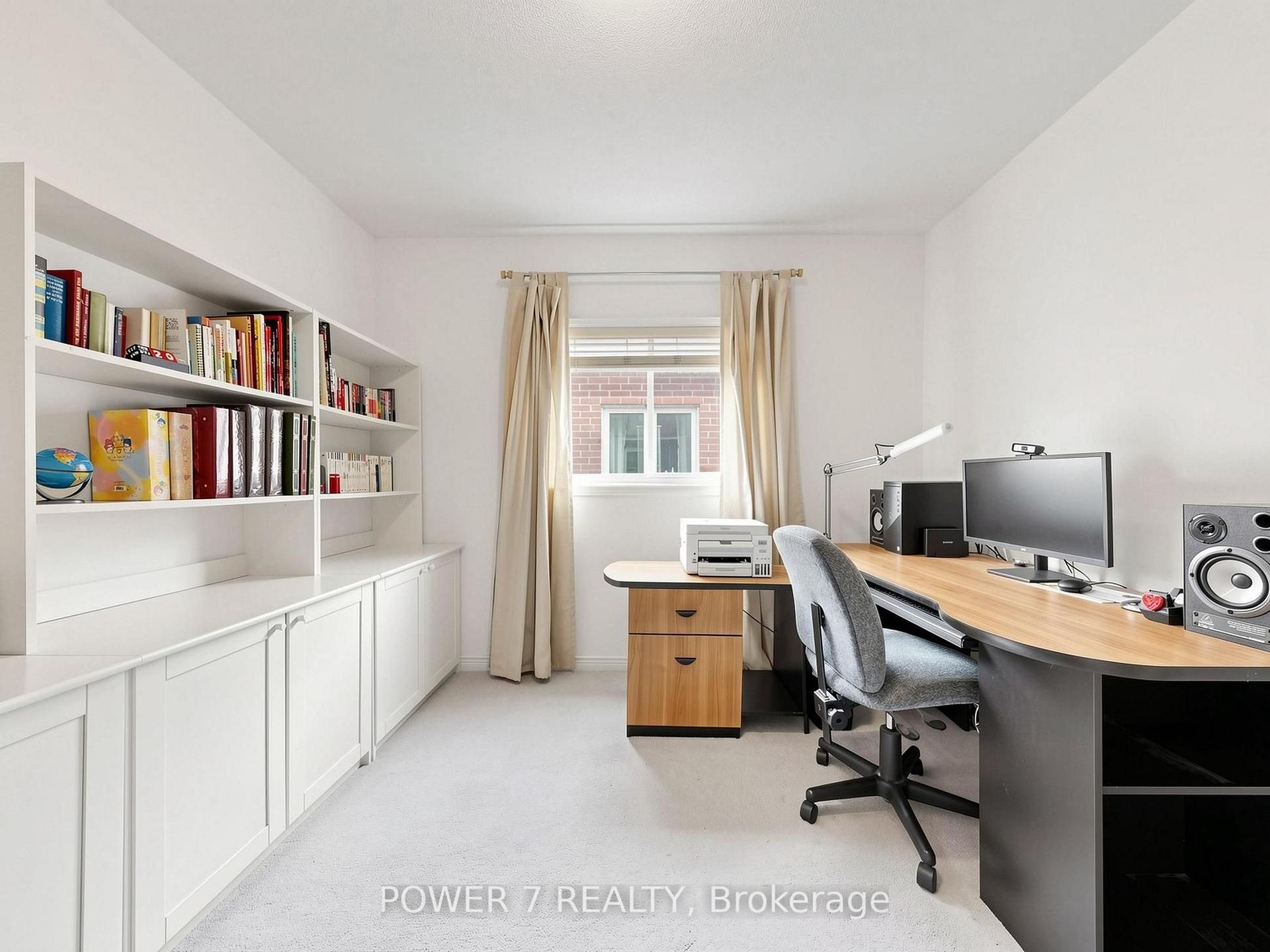 Photo 45 of 16 Barkwood Hollow, Markham, Berczy — HOMEH