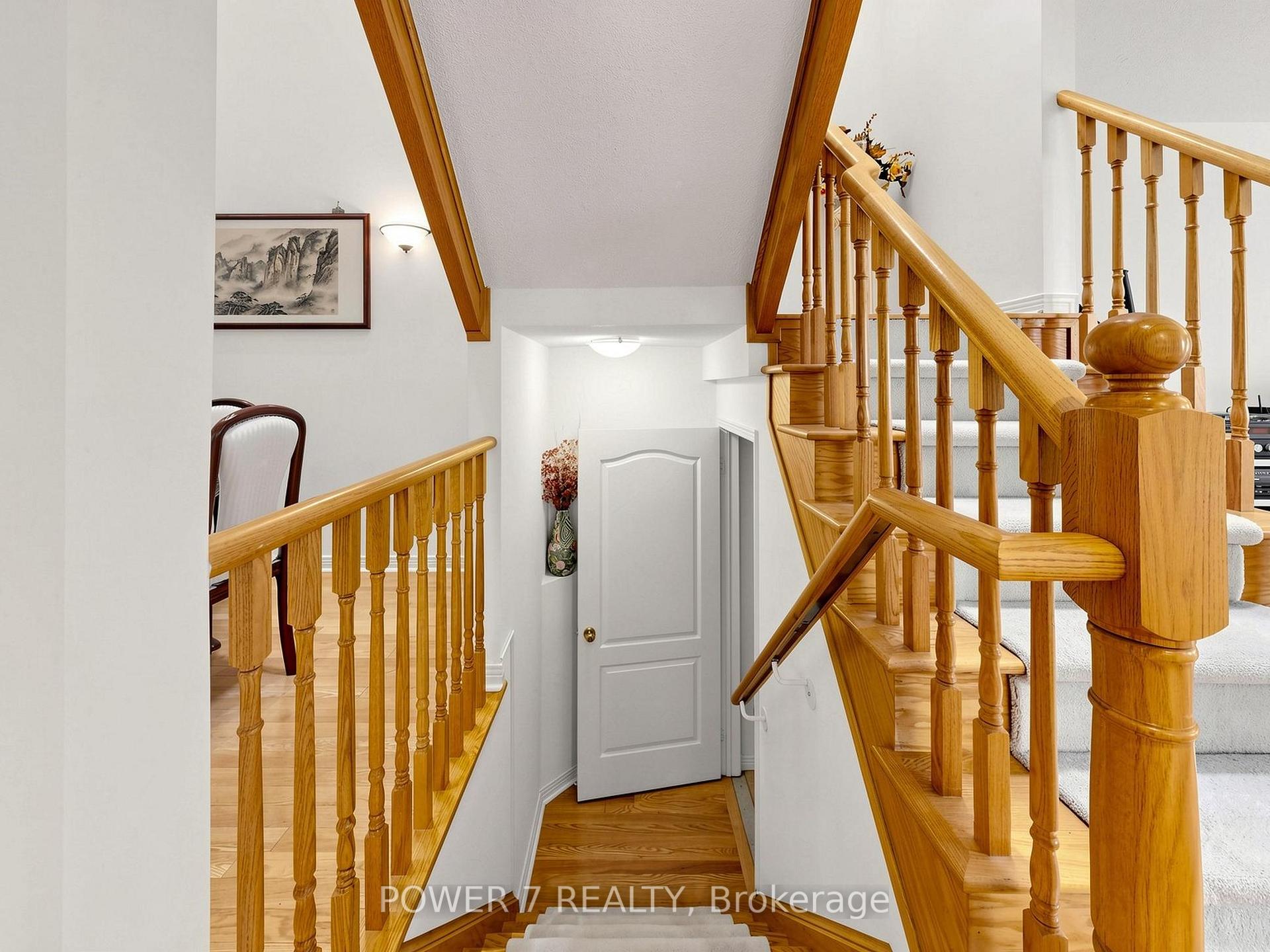 Photo 47 of 16 Barkwood Hollow, Markham, Berczy — HOMEH