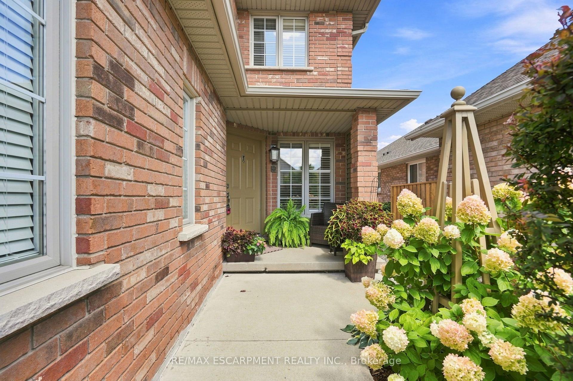Photo 3 of 64 Redfern Avenue, Hamilton, Mountview — HOMEH