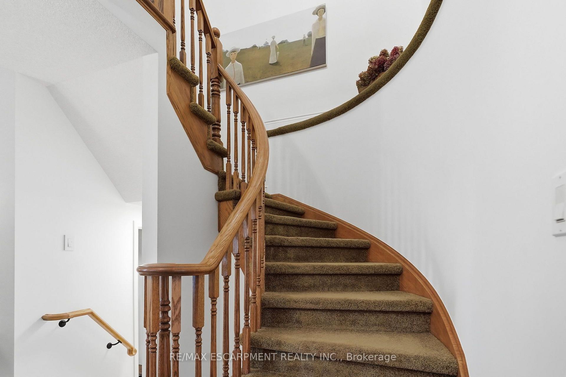 Photo 23 of 64 Redfern Avenue, Hamilton, Mountview — HOMEH