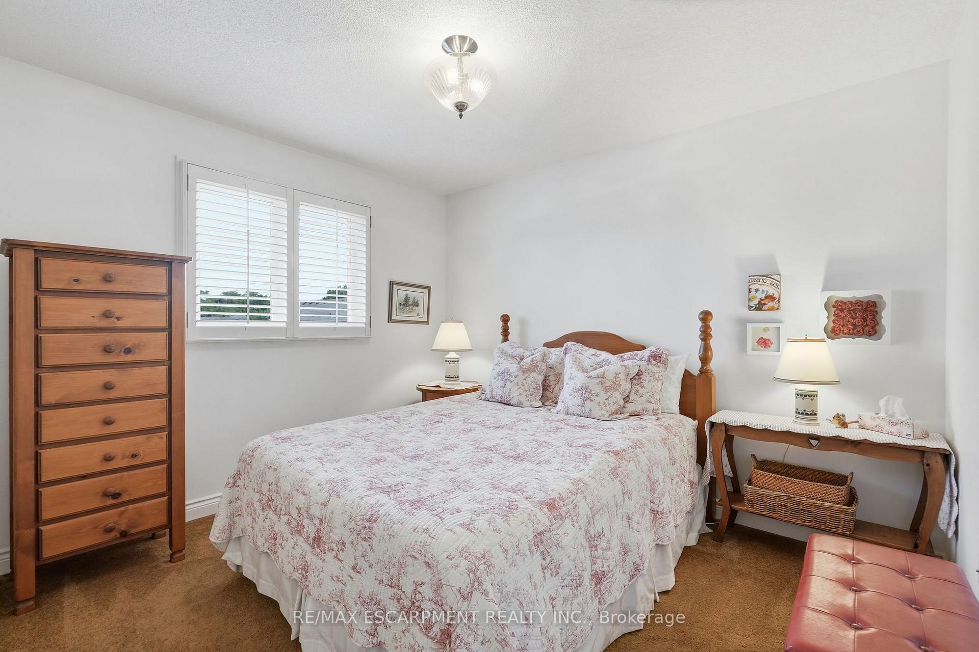 Photo 28 of 64 Redfern Avenue, Hamilton, Mountview — HOMEH