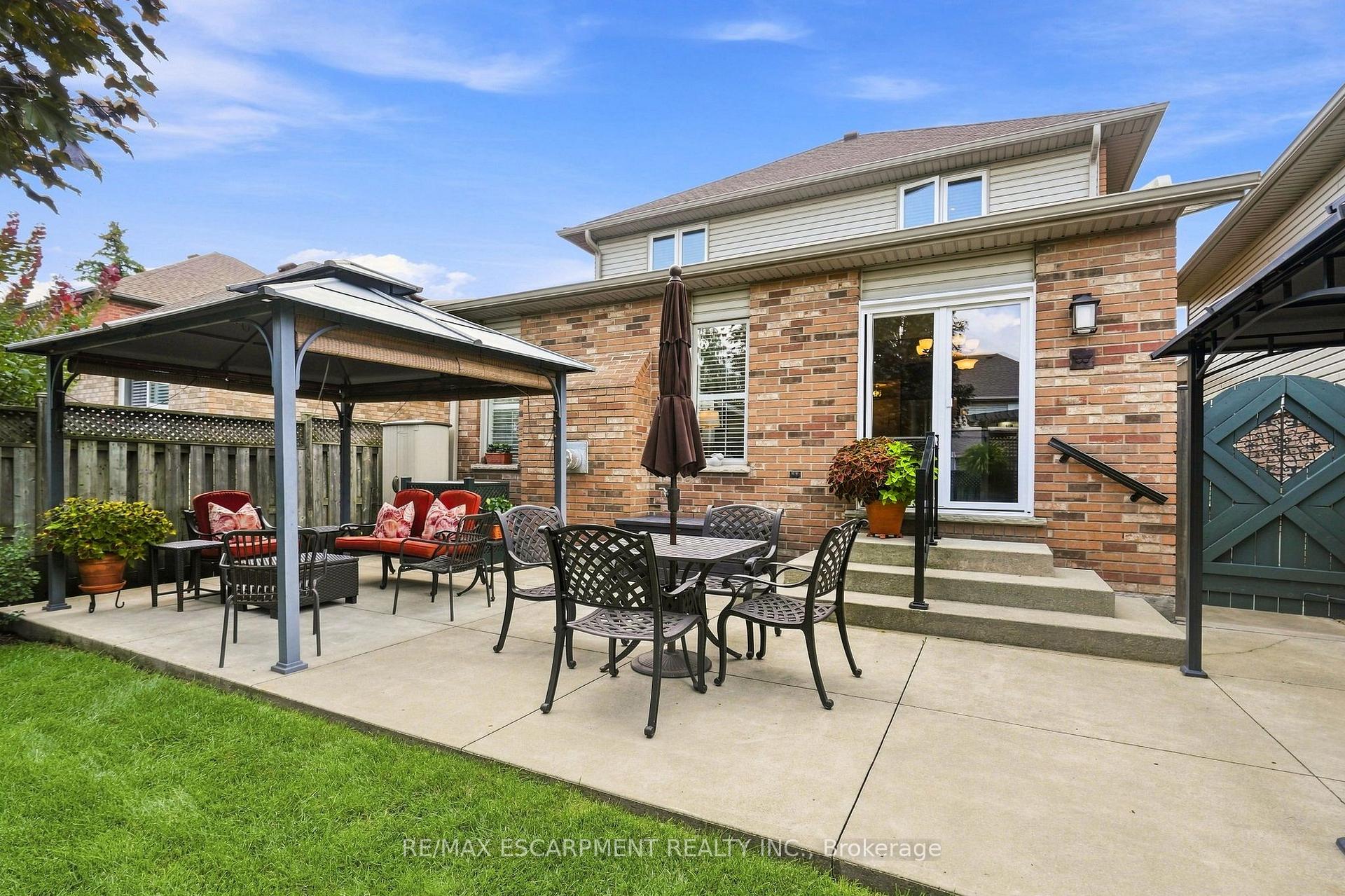 Photo 44 of 64 Redfern Avenue, Hamilton, Mountview — HOMEH