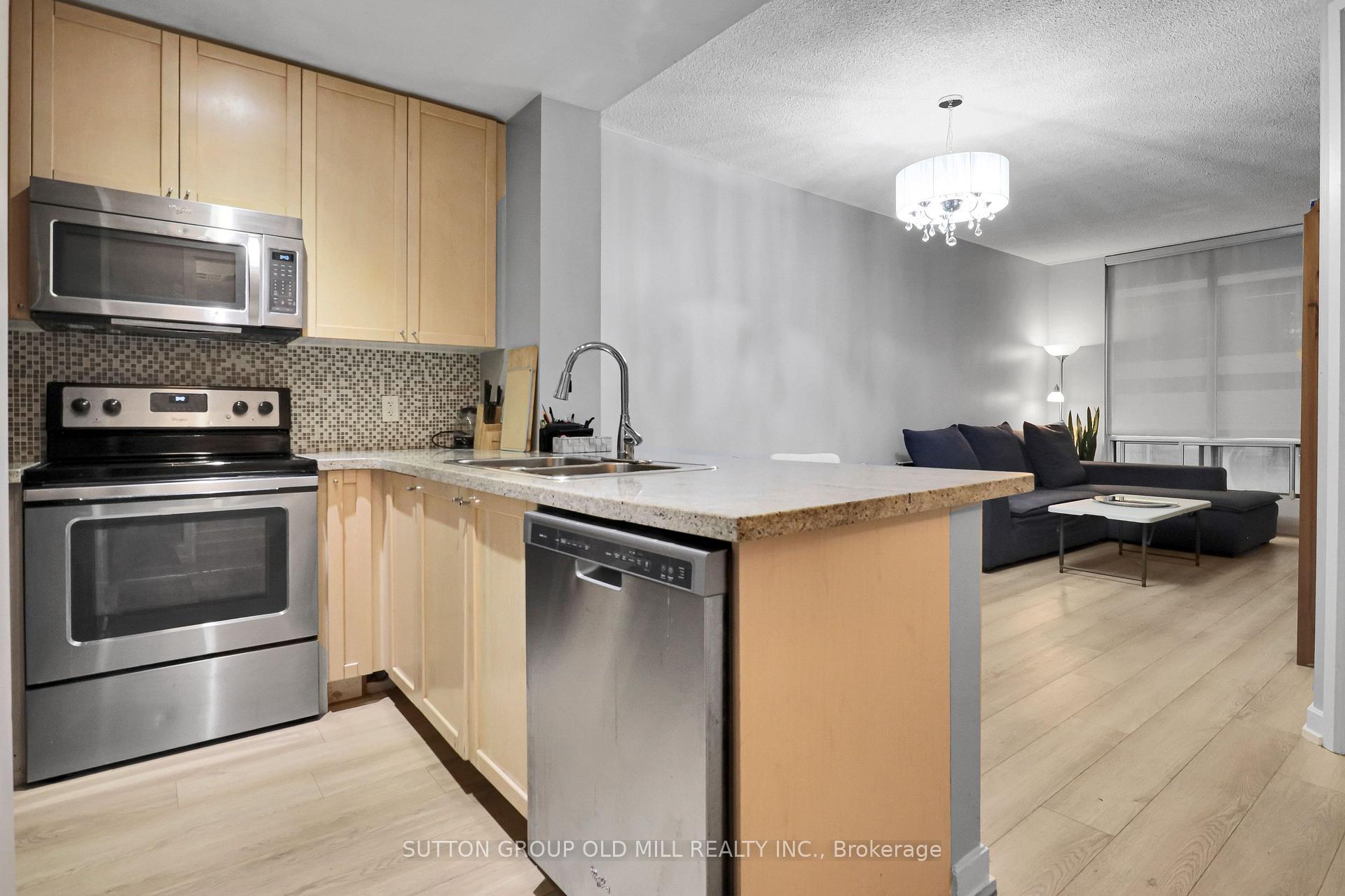 Photo 6 of Unit 1207, 85 Bloor Street E, Toronto, Church-Yonge Corridor — HOMEH