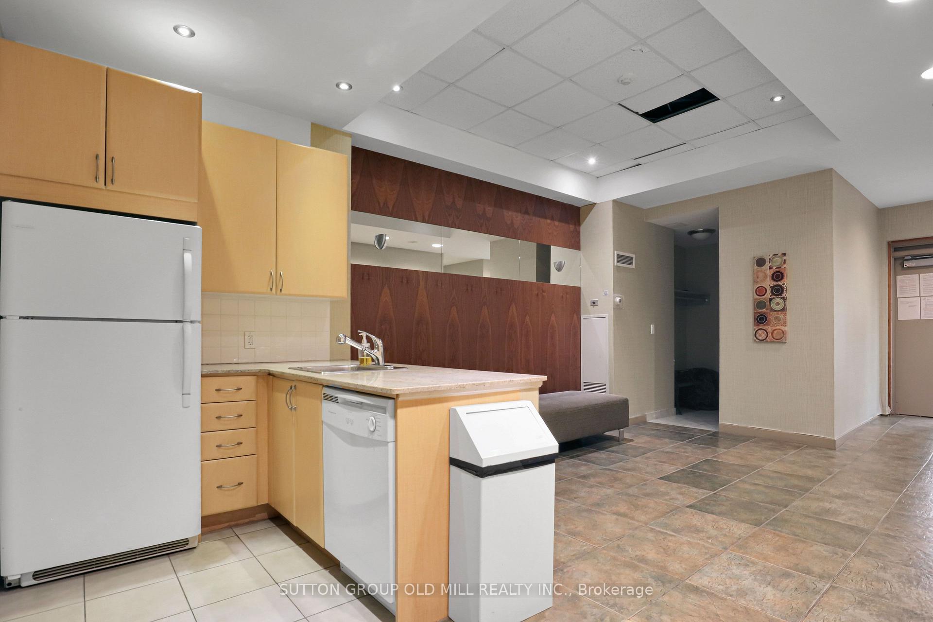 Photo 39 of Unit 1207, 85 Bloor Street E, Toronto, Church-Yonge Corridor — HOMEH