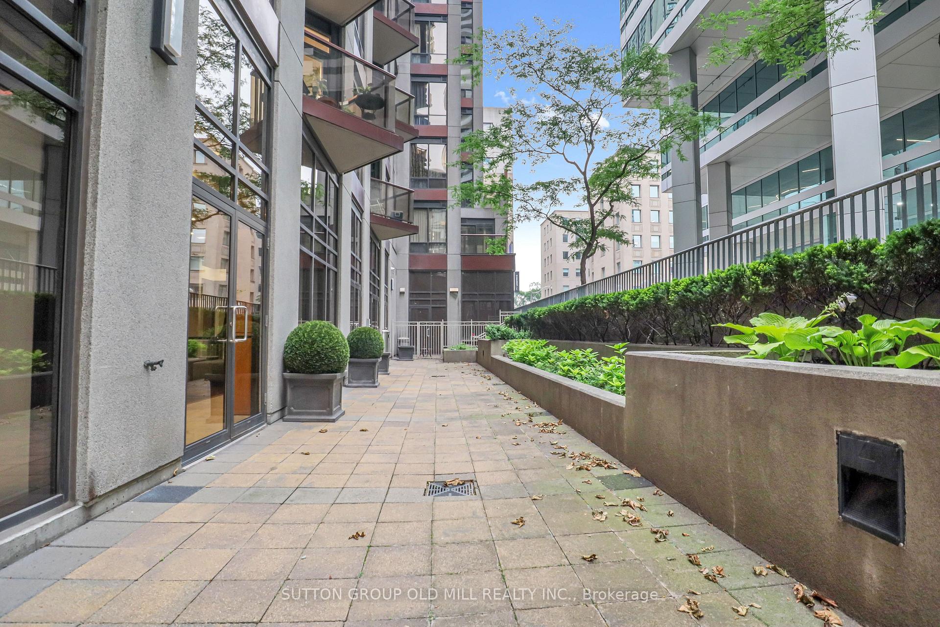 Photo 41 of Unit 1207, 85 Bloor Street E, Toronto, Church-Yonge Corridor — HOMEH