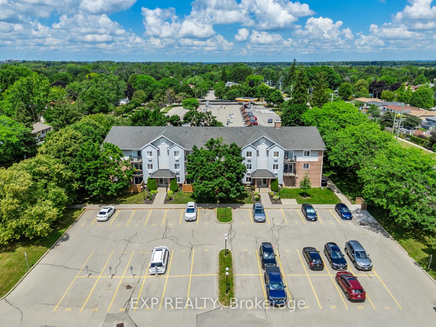 Photo 27 of Unit 301, 276 Eiwo Court, Waterloo, Lexington — HOMEH