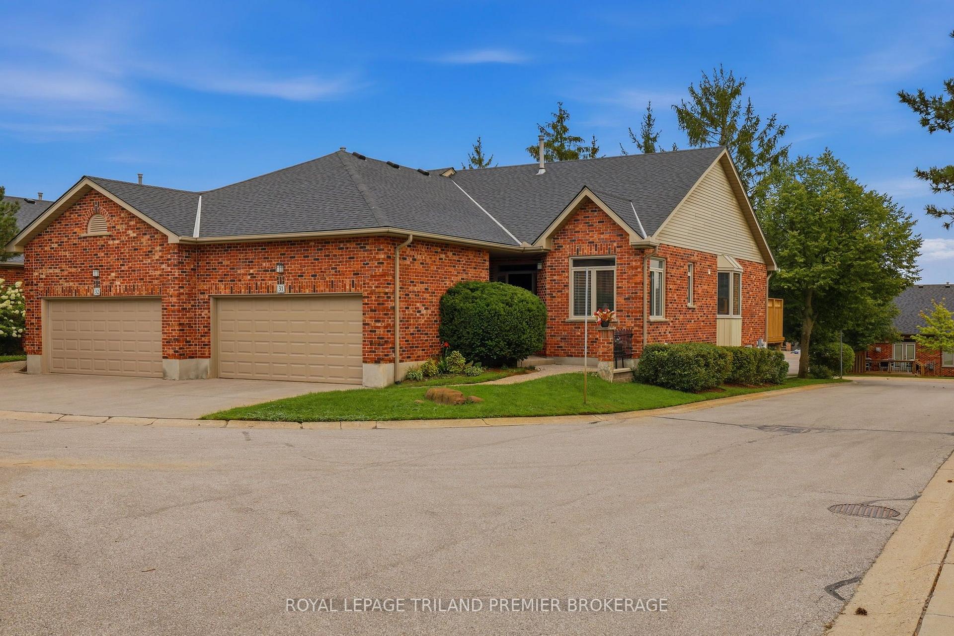 Front of Unit 31, 400 Ambleside Drive