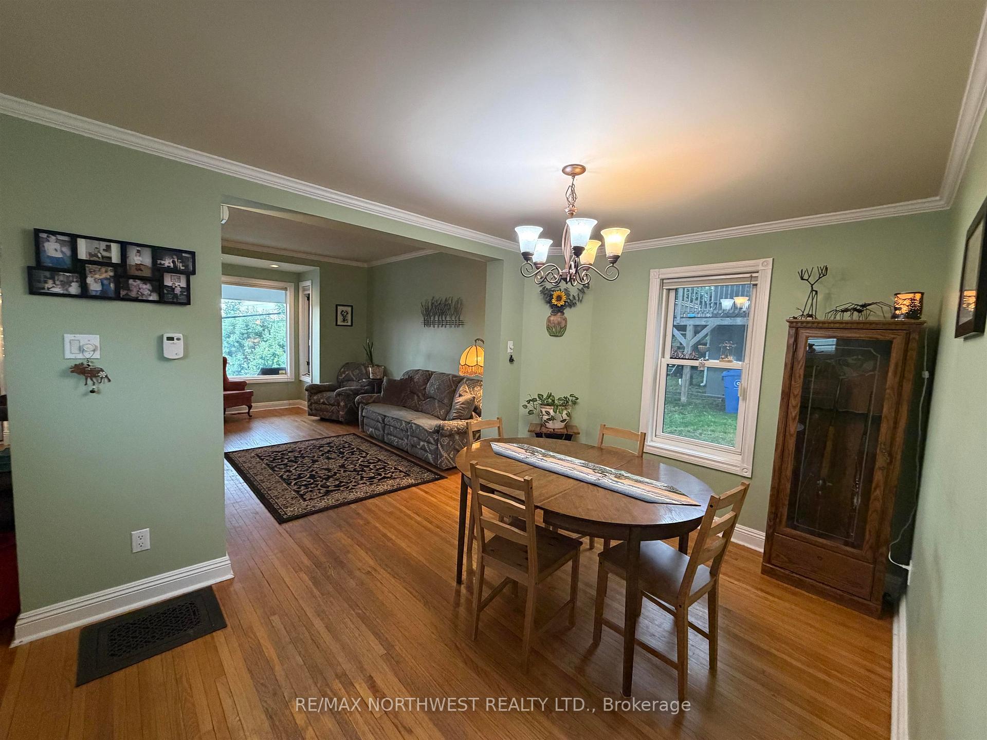 Photo 13 of 512 Third Street South, Kenora, Central — HOMEH