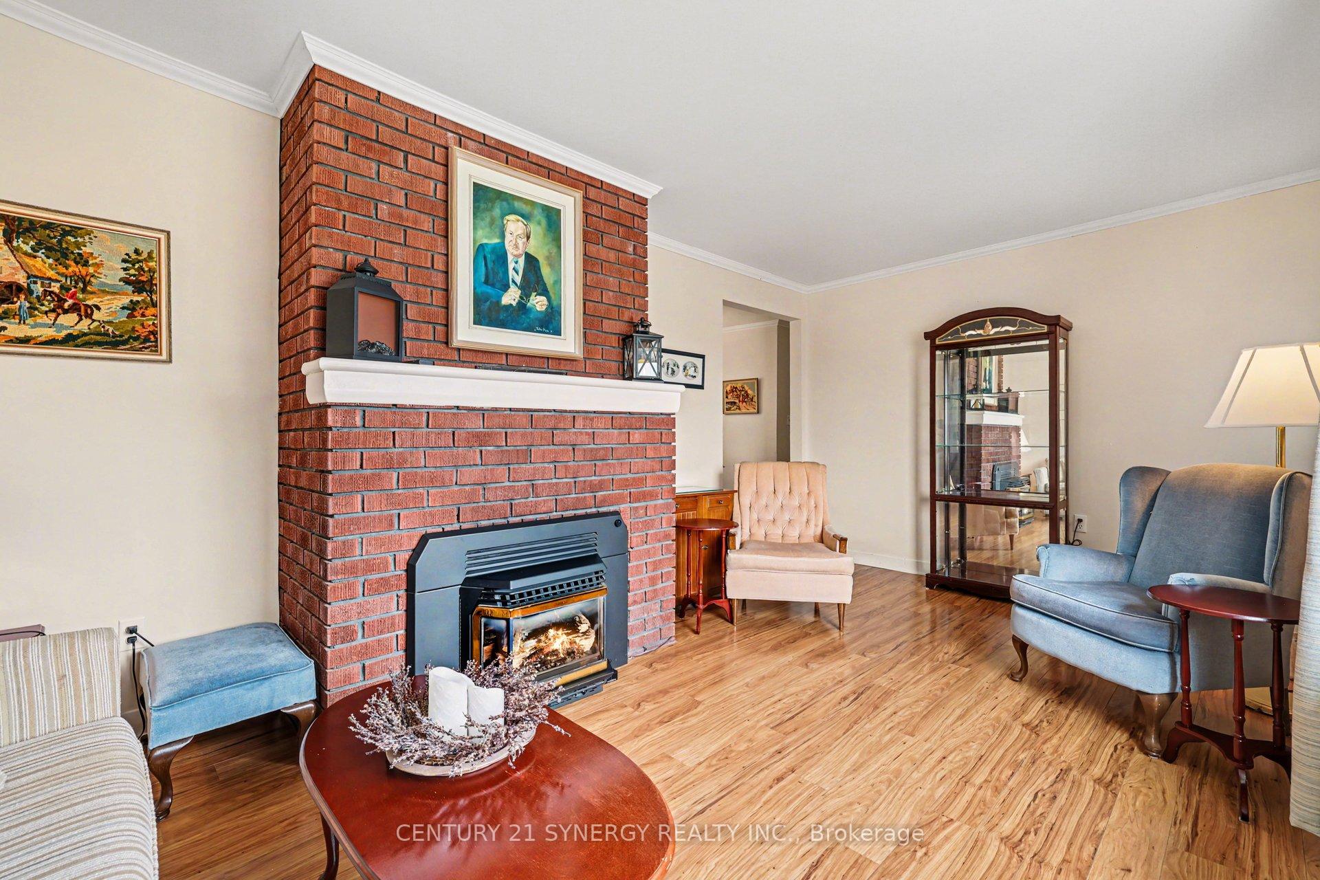 Photo 4 of 20 Condie Street, Smiths Falls, Smiths Falls — HOMEH