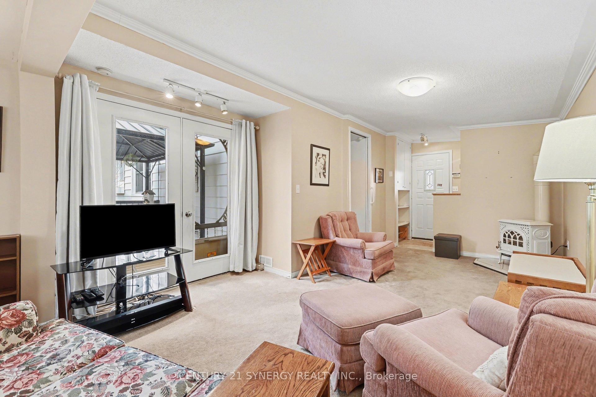 Photo 11 of 20 Condie Street, Smiths Falls, Smiths Falls — HOMEH