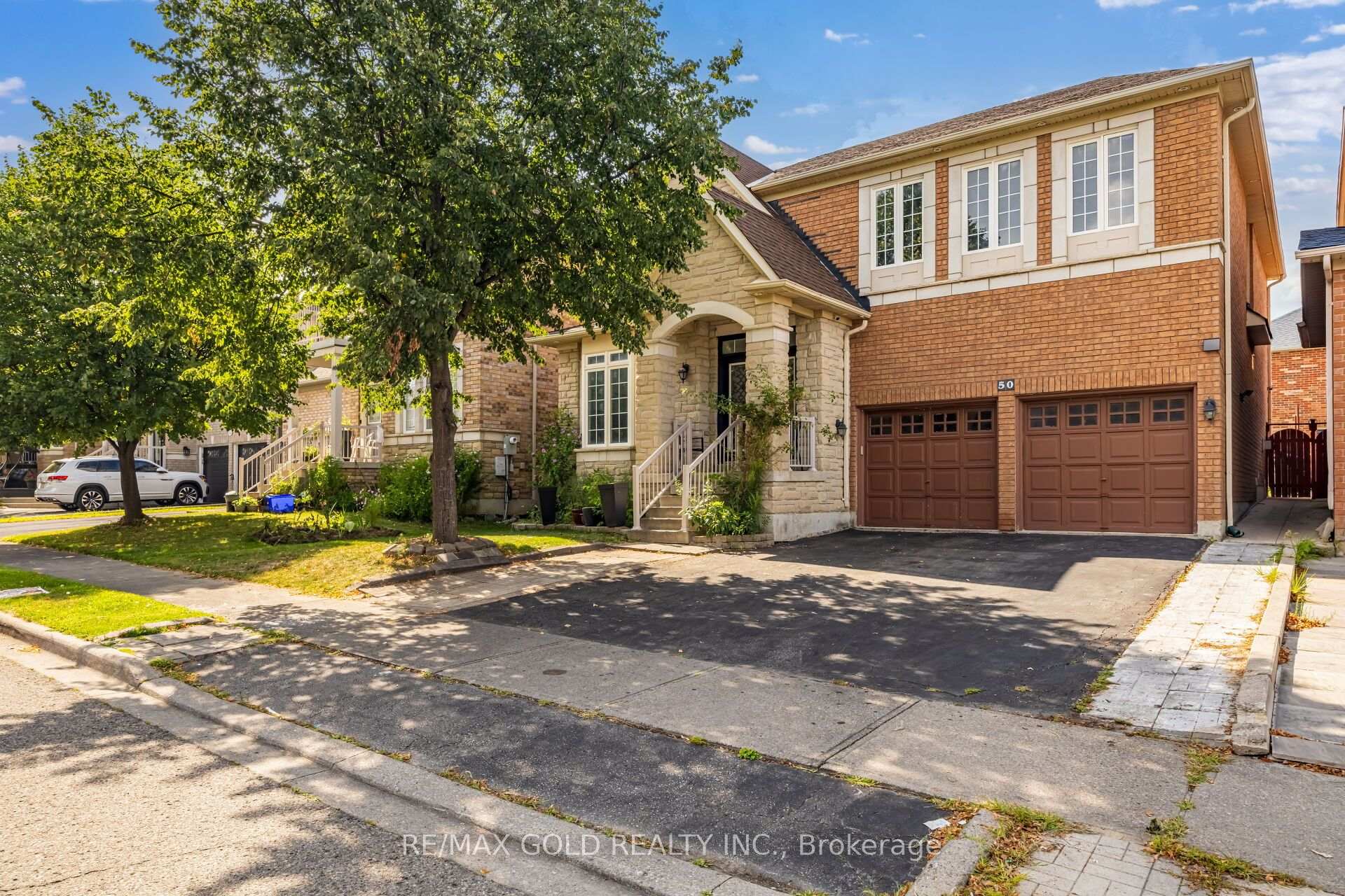 Photo 2 of 50 Northface Crescent, Brampton, Sandringham-Wellington — HOMEH
