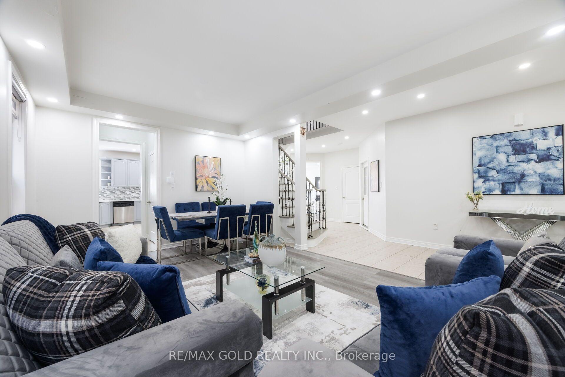 Photo 9 of 50 Northface Crescent, Brampton, Sandringham-Wellington — HOMEH