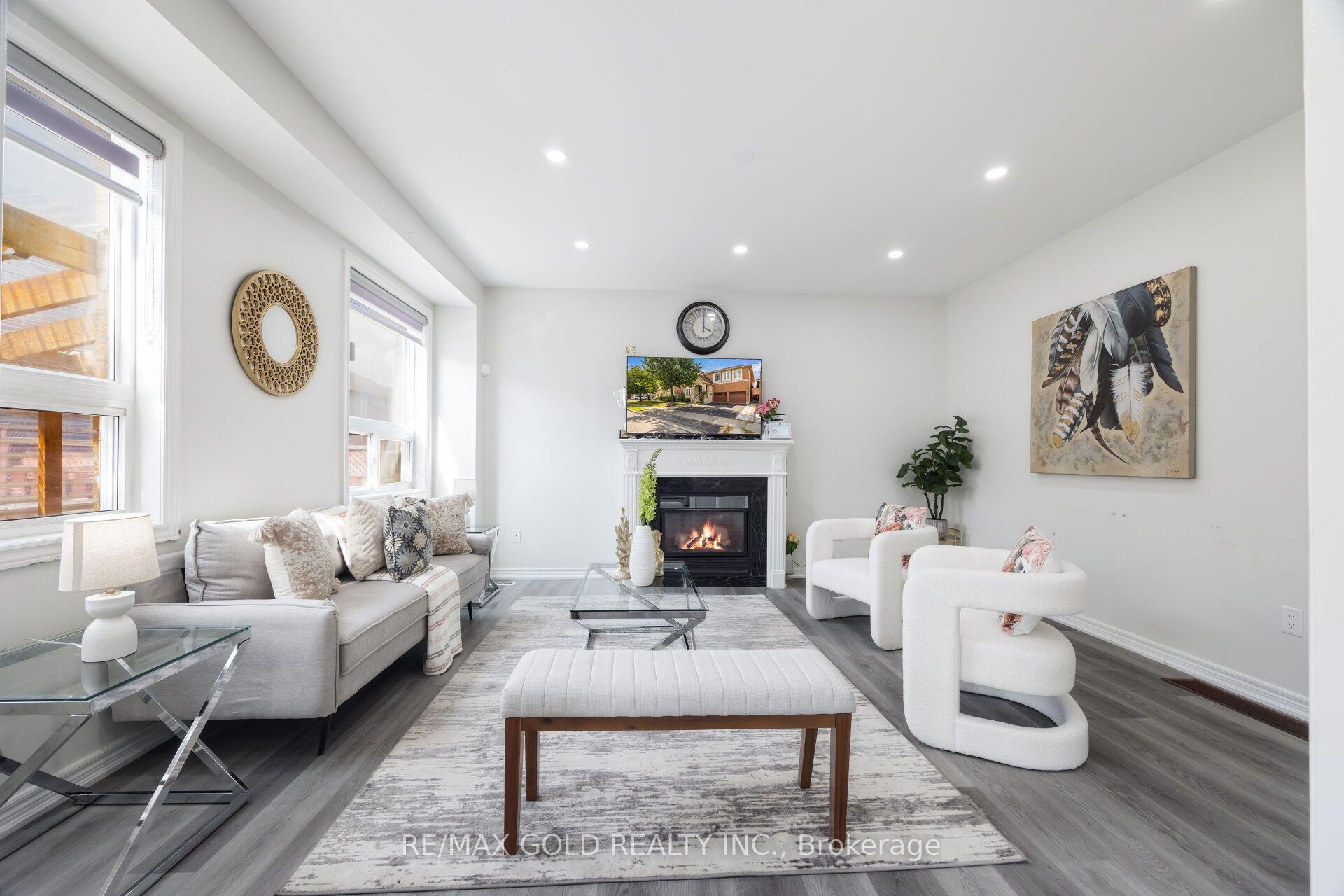 Photo 15 of 50 Northface Crescent, Brampton, Sandringham-Wellington — HOMEH