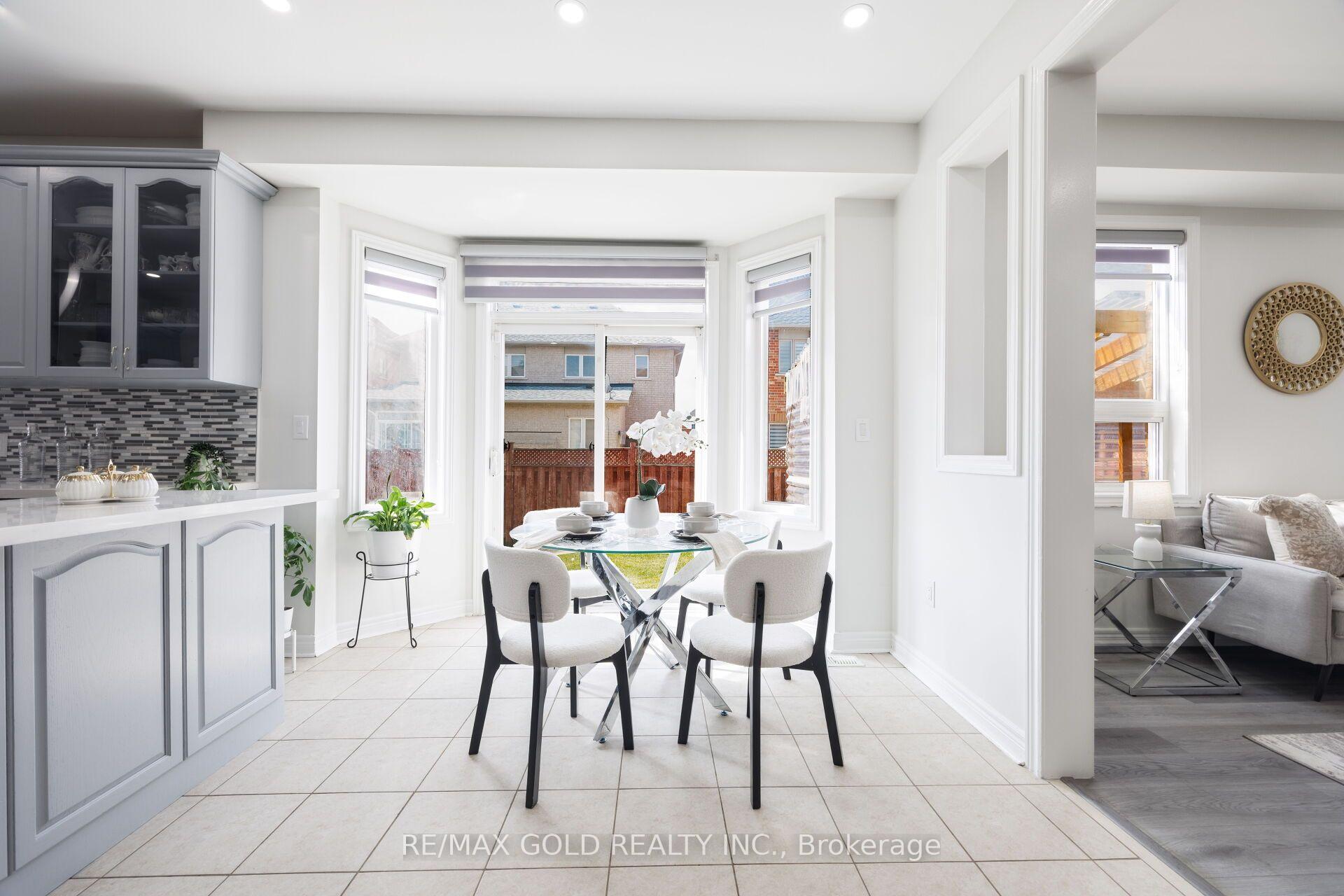 Photo 21 of 50 Northface Crescent, Brampton, Sandringham-Wellington — HOMEH