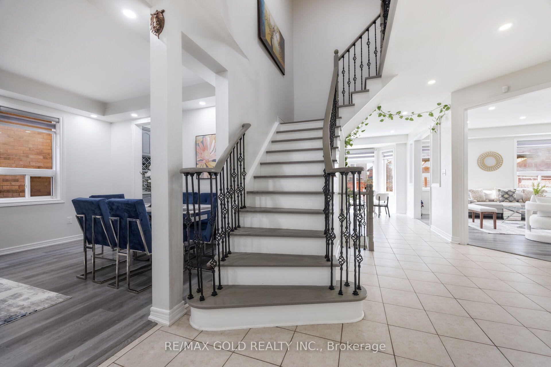 Photo 28 of 50 Northface Crescent, Brampton, Sandringham-Wellington — HOMEH