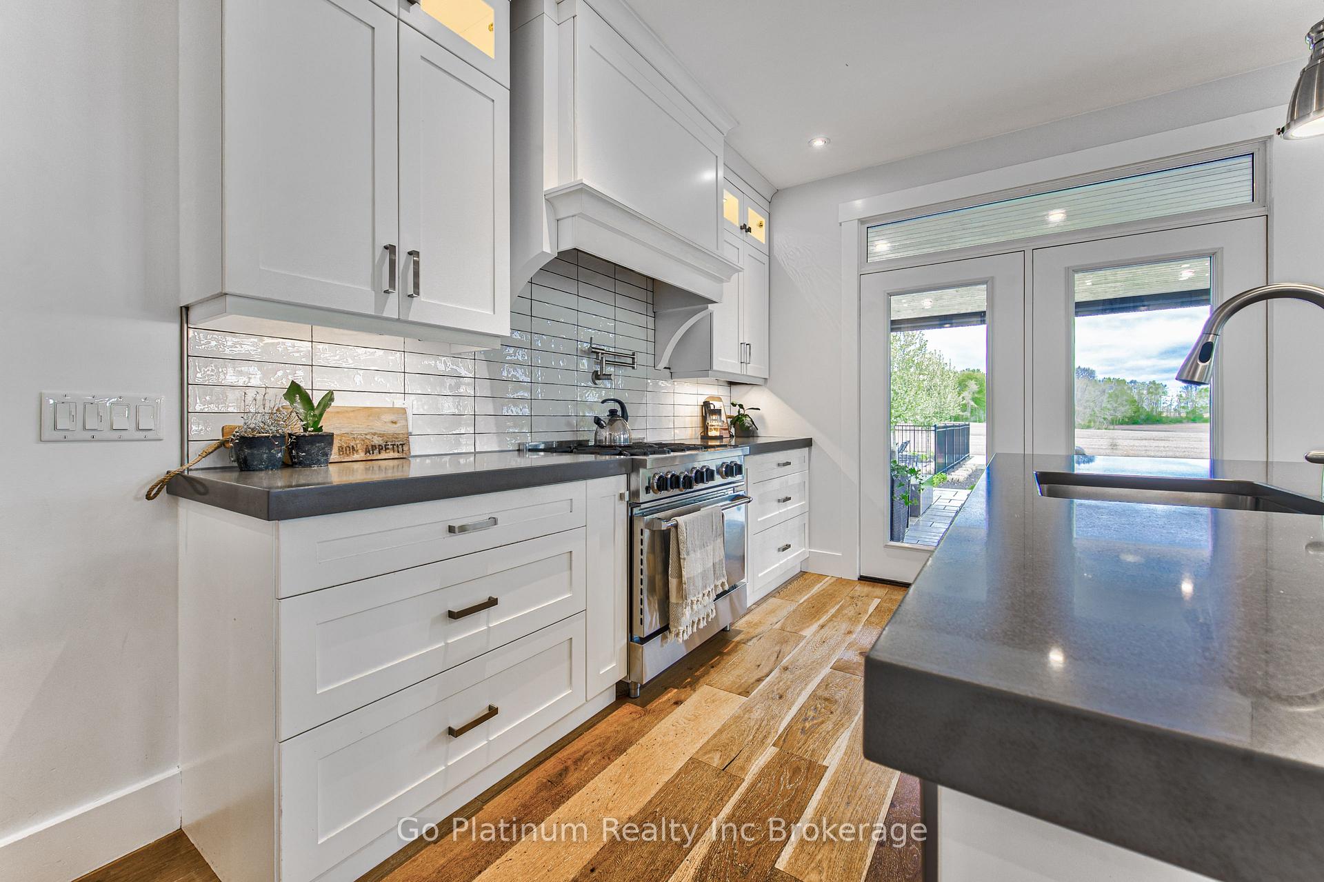 Photo 16 of 100 Deer Crescent, Norwich, Burgessville — HOMEH