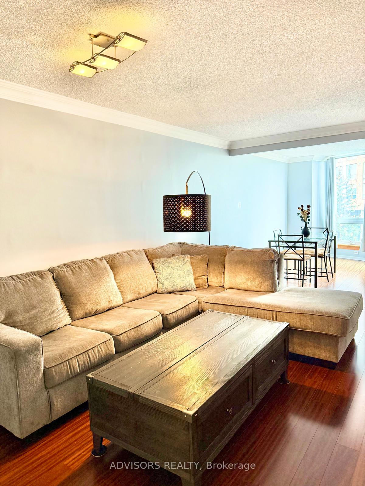 Photo 5 of Unit 807, 1055 Bay Street, Toronto, Bay Street Corridor — HOMEH