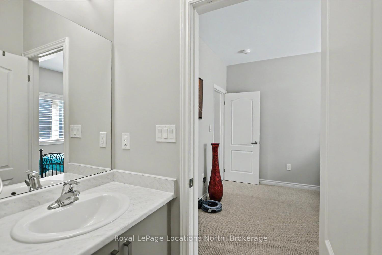 Photo 16 of 214 Springfield Crescent, Clearview, Stayner — HOMEH
