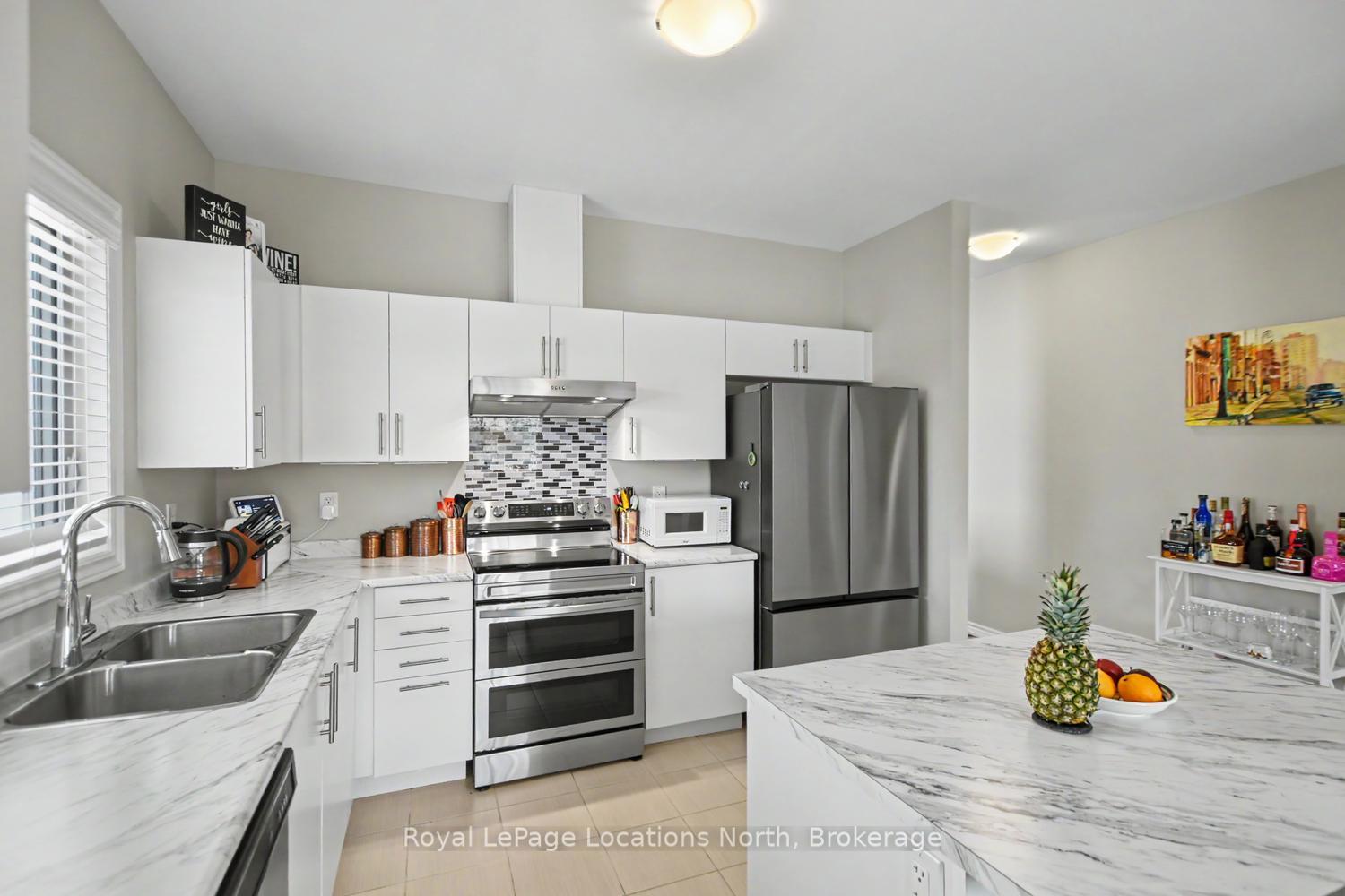 Photo 22 of 214 Springfield Crescent, Clearview, Stayner — HOMEH