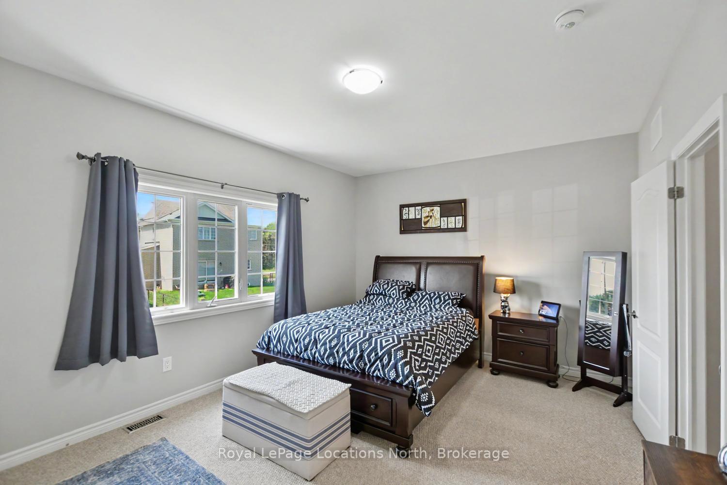 Photo 32 of 214 Springfield Crescent, Clearview, Stayner — HOMEH