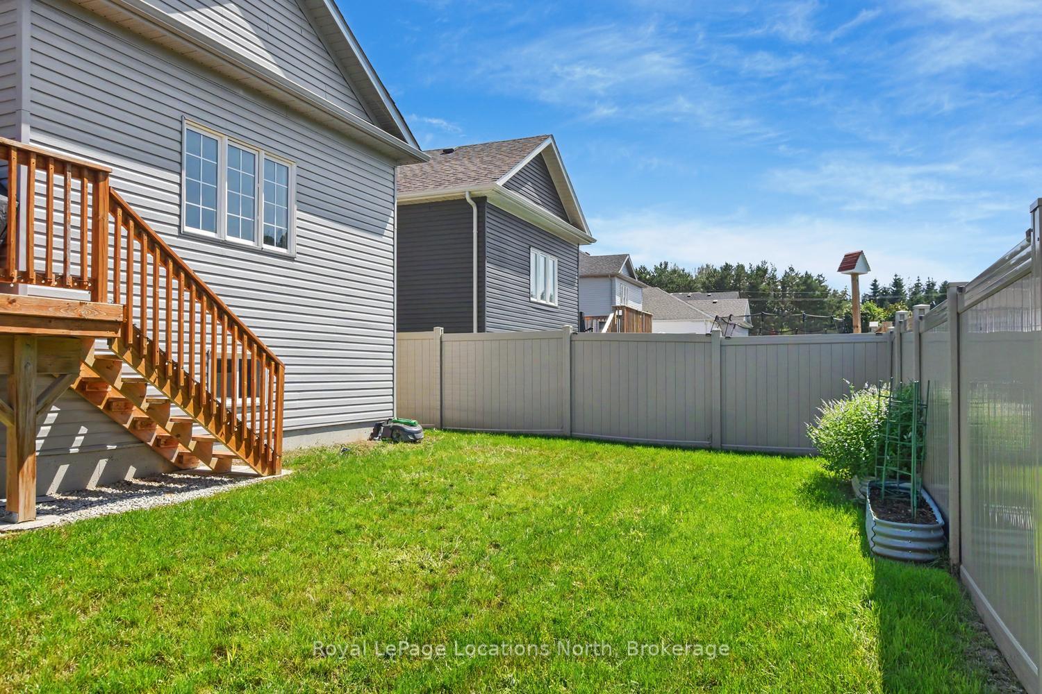 Photo 41 of 214 Springfield Crescent, Clearview, Stayner — HOMEH