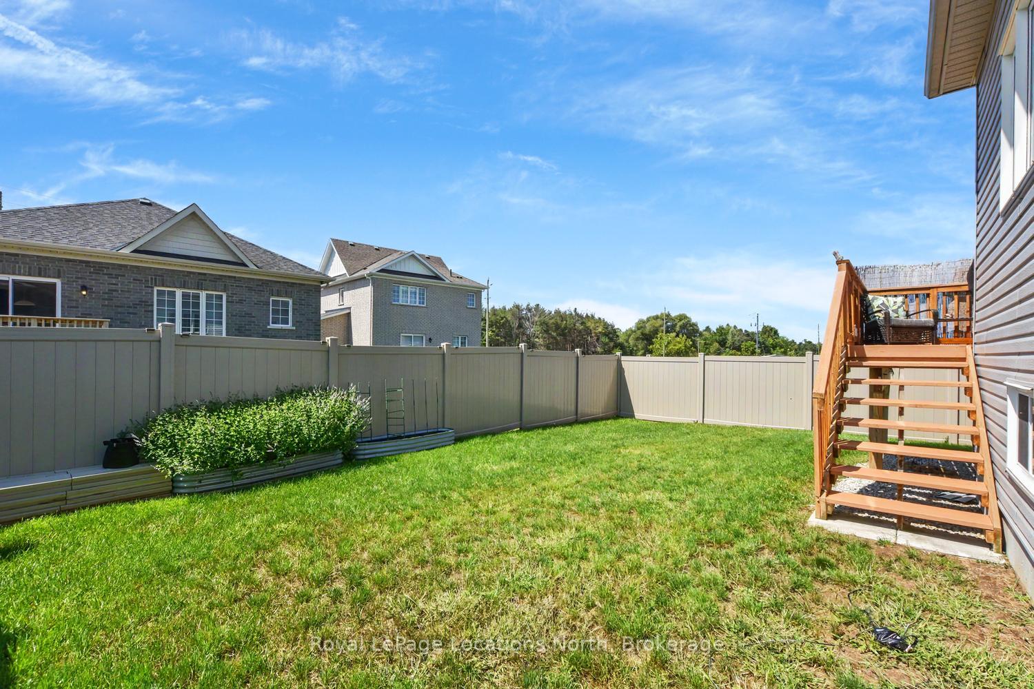 Photo 42 of 214 Springfield Crescent, Clearview, Stayner — HOMEH