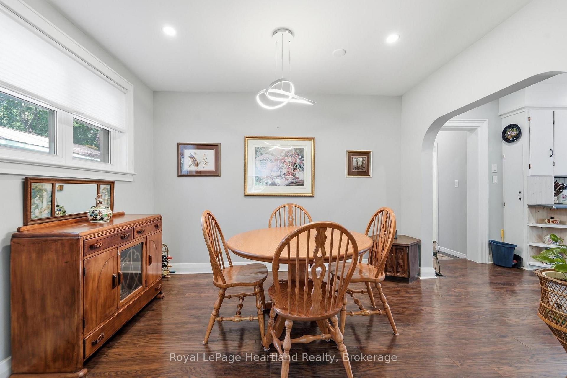 Photo 13 of 131 Rattenbury Street W, Central Huron, Clinton — HOMEH