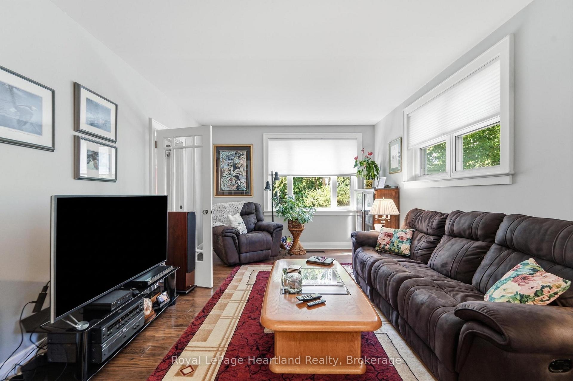 Photo 14 of 131 Rattenbury Street W, Central Huron, Clinton — HOMEH