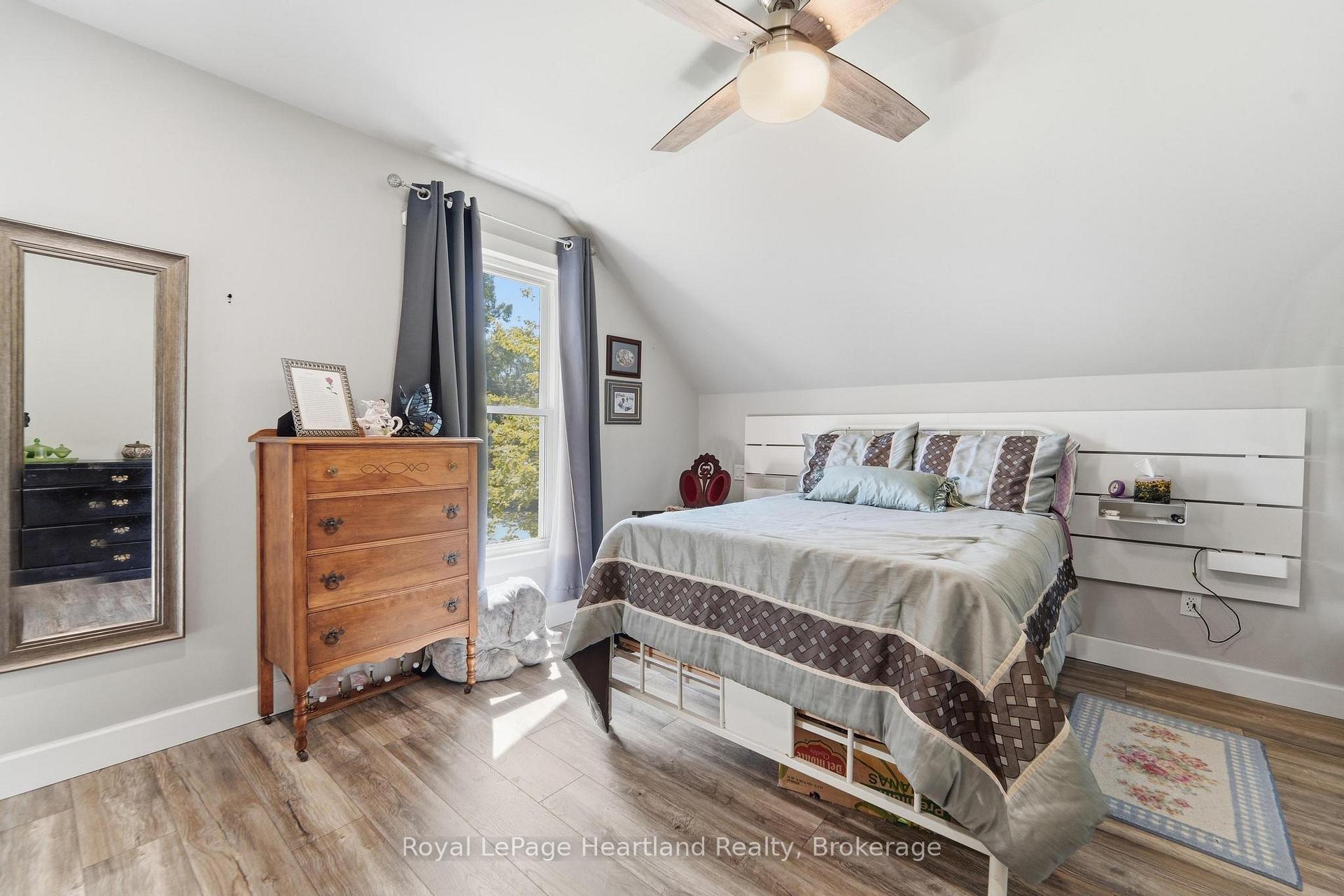 Photo 31 of 131 Rattenbury Street W, Central Huron, Clinton — HOMEH