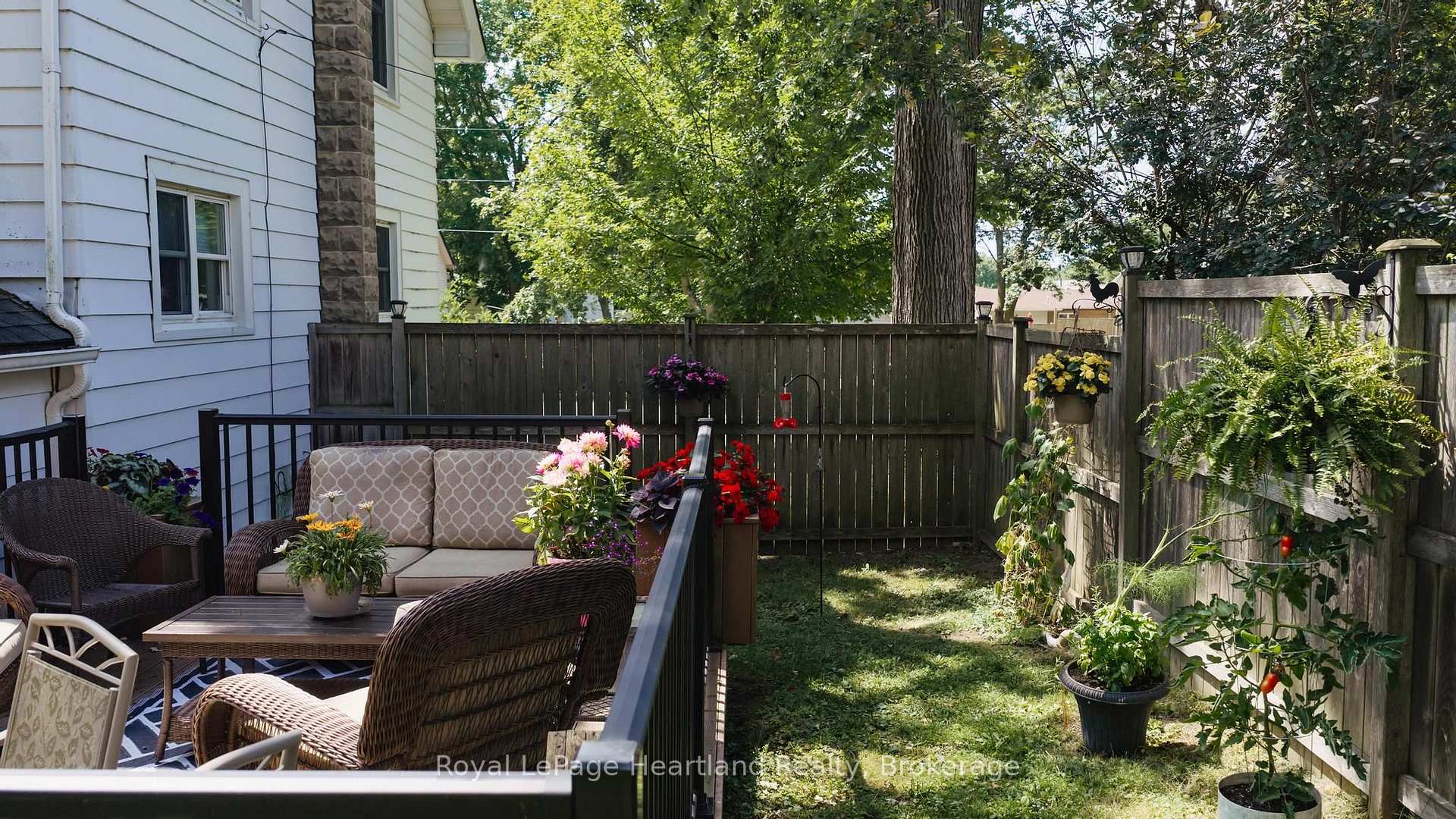 Photo 40 of 131 Rattenbury Street W, Central Huron, Clinton — HOMEH