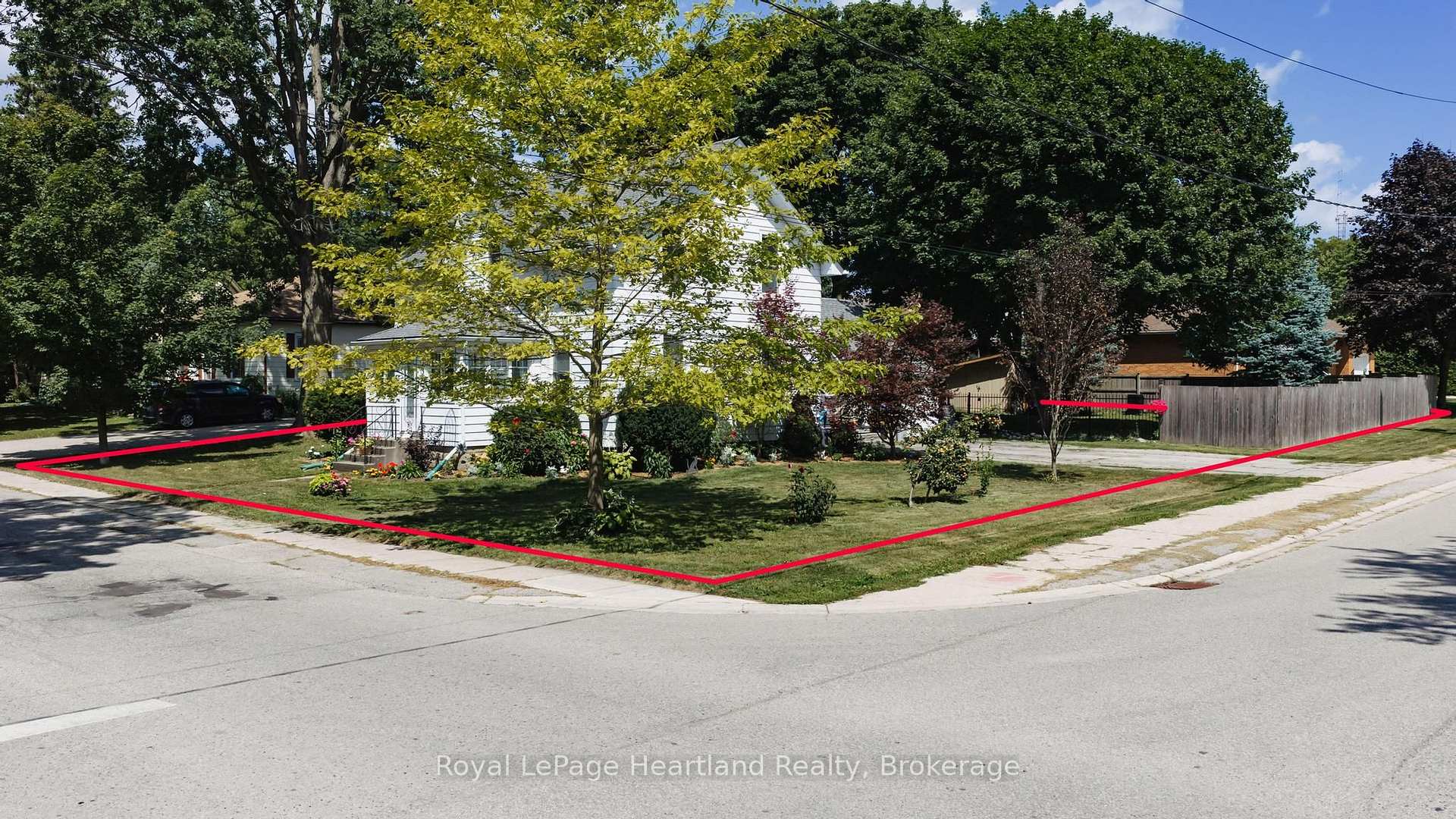 Photo 49 of 131 Rattenbury Street W, Central Huron, Clinton — HOMEH