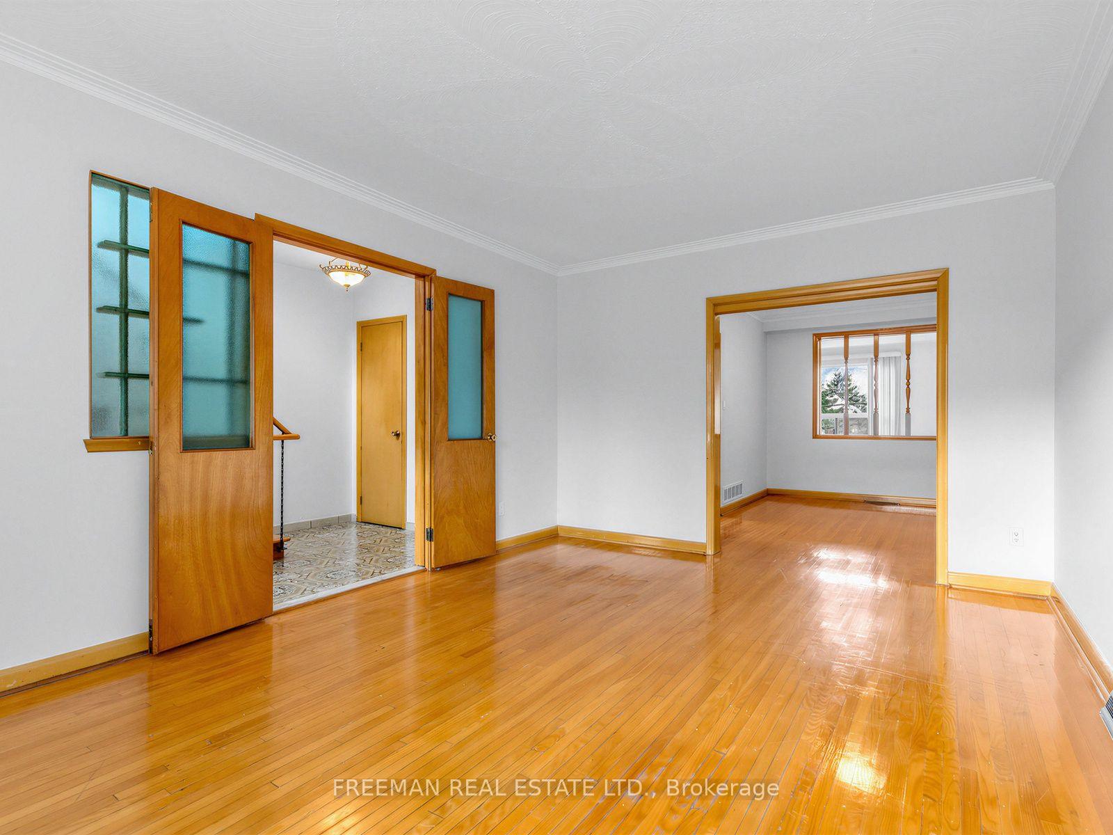 Photo 7 of 380 Glenholme Avenue, Toronto, Oakwood Village — HOMEH
