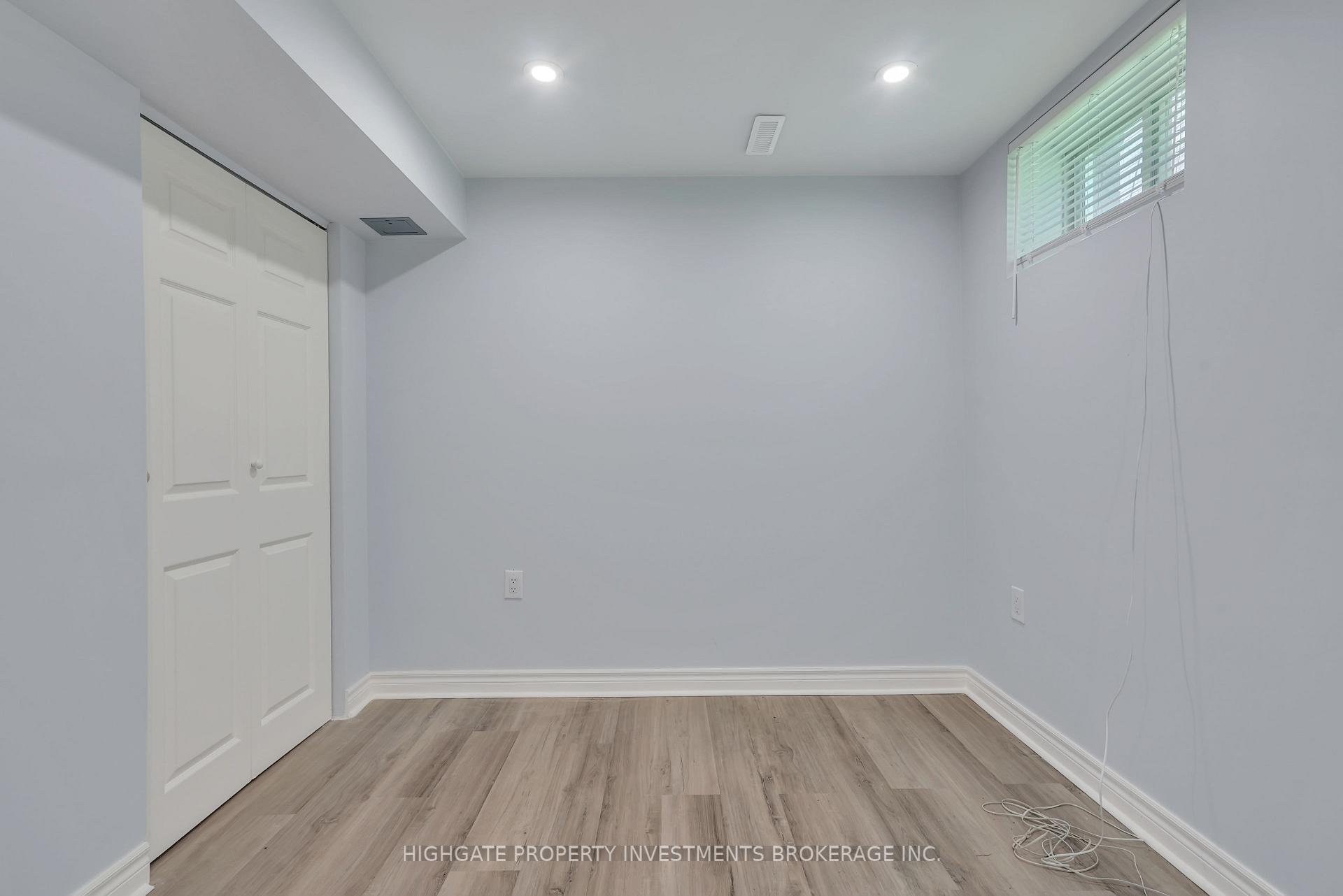 Photo 13 of Unit Lower, 21 Stollar Boulevard, Barrie, Little Lake — HOMEH