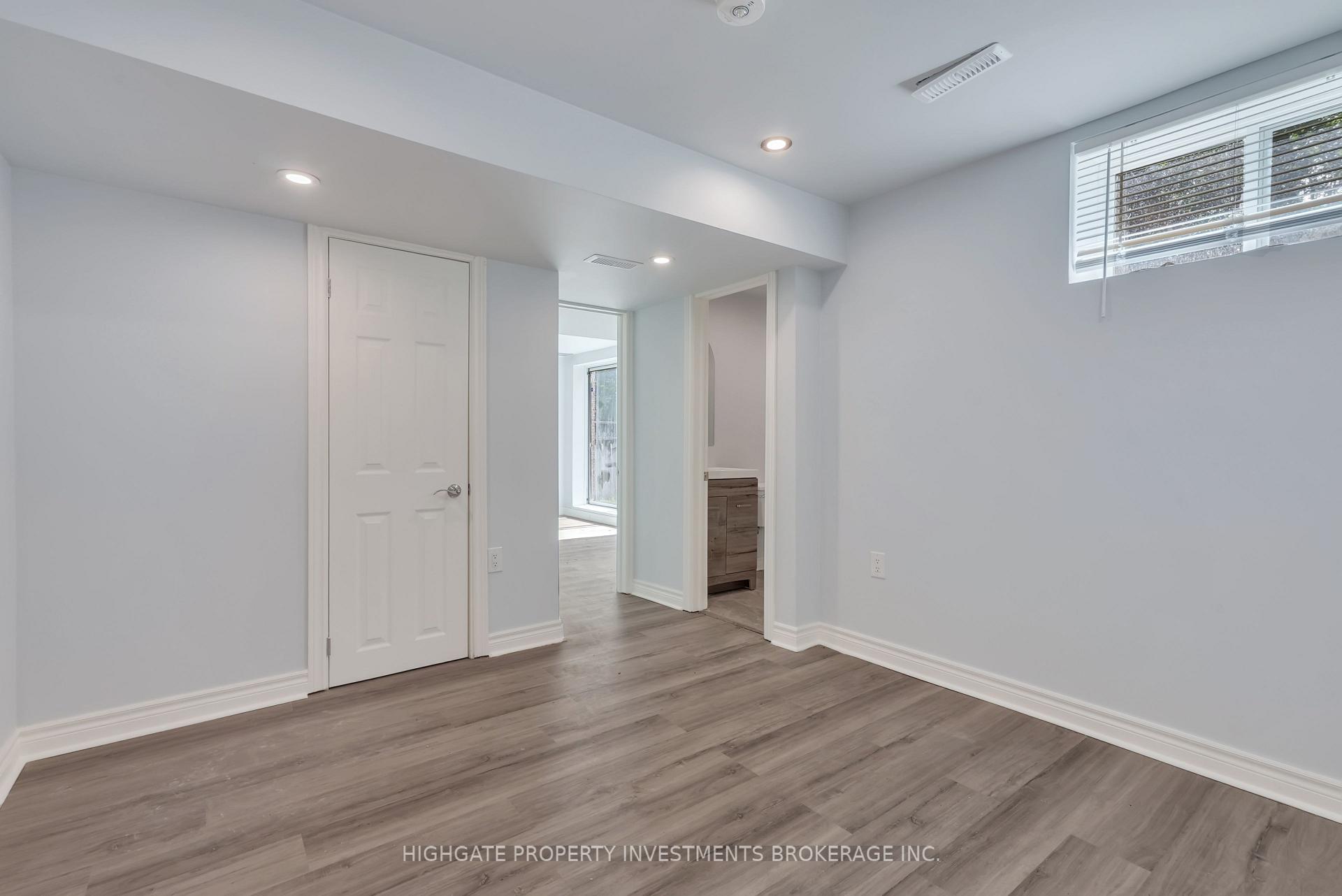Photo 17 of Unit Lower, 21 Stollar Boulevard, Barrie, Little Lake — HOMEH