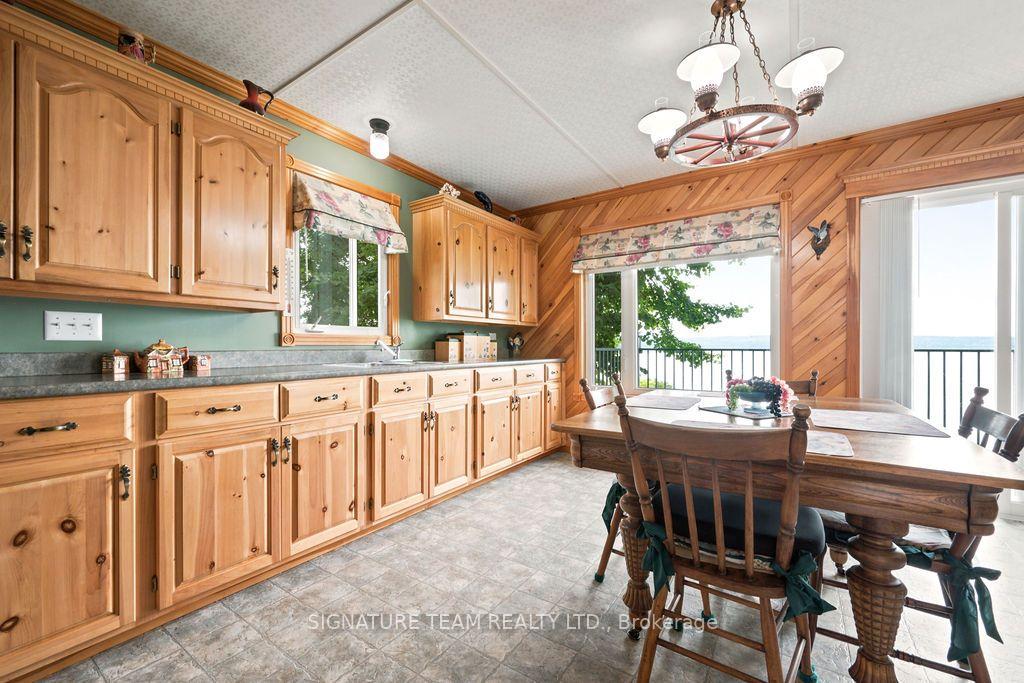 Photo 5 of 42 Rutz Lane, North Algona Wilberforce, North Algona/Wilberforce Twp — HOMEH