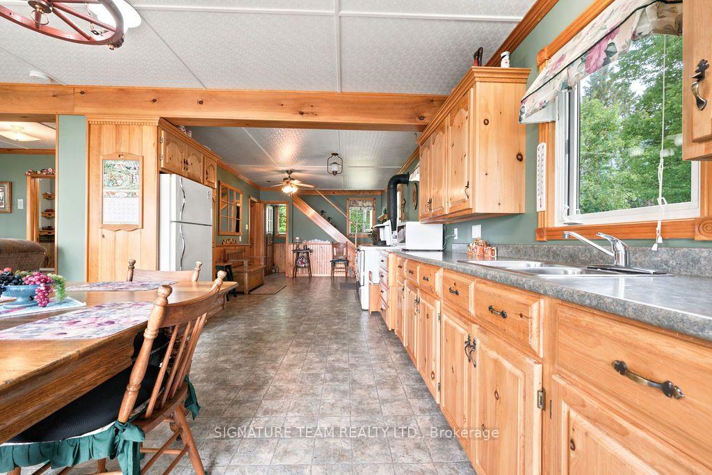 Photo 8 of 42 Rutz Lane, North Algona Wilberforce, North Algona/Wilberforce Twp — HOMEH