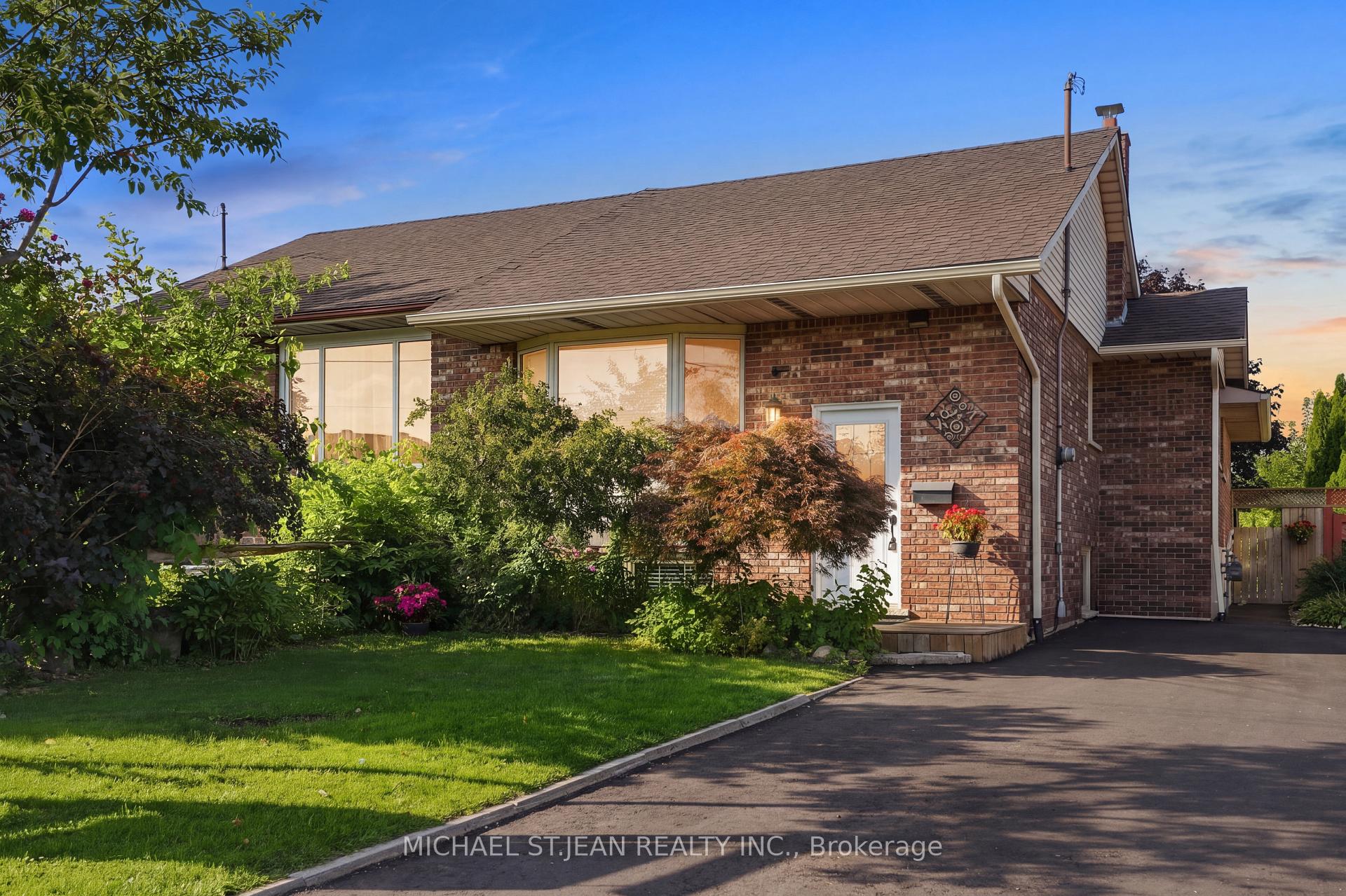 Photo of 50 Adis Avenue