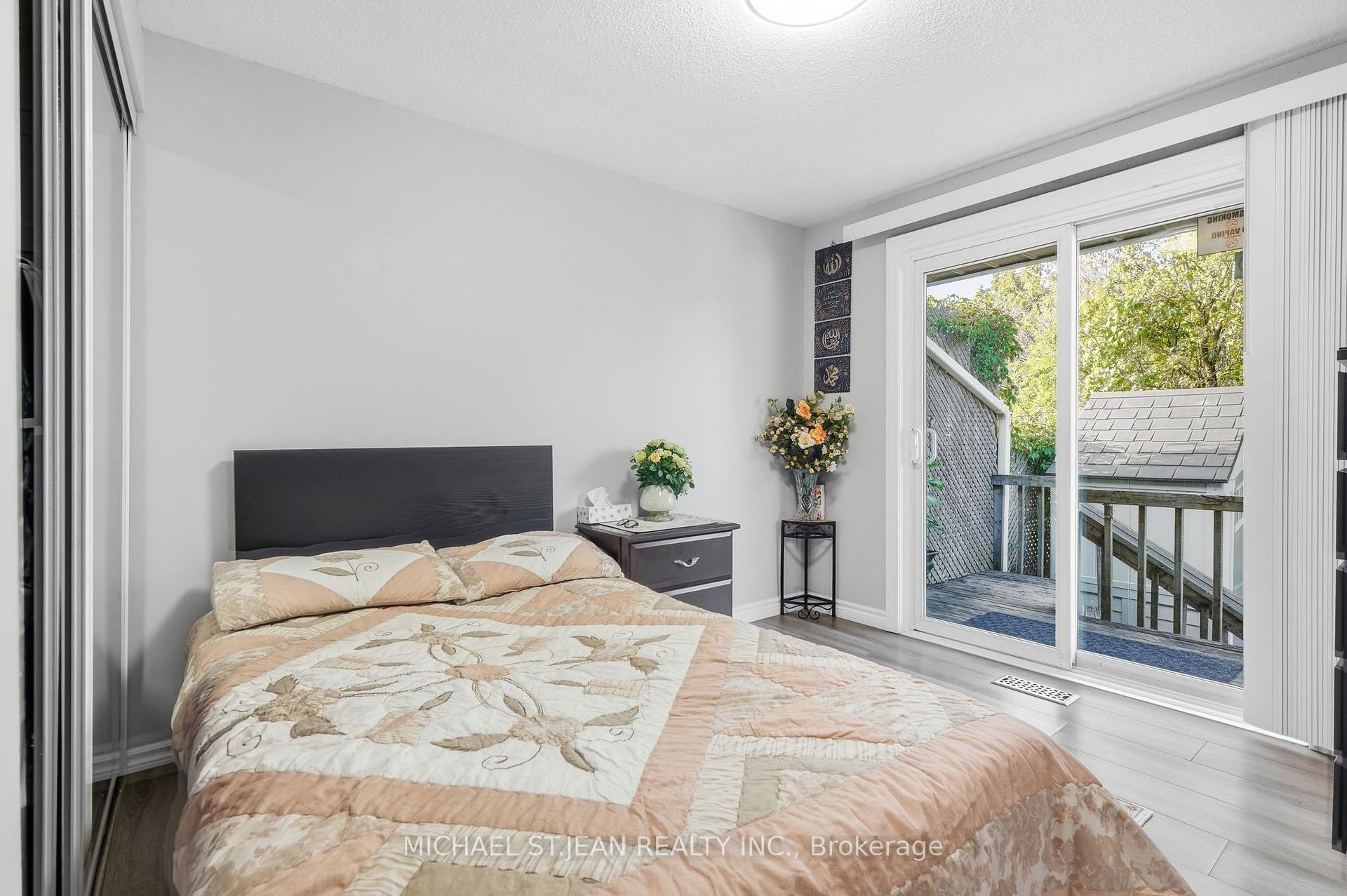 Photo 18 of 50 Adis Avenue, Hamilton, Gurnett — HOMEH