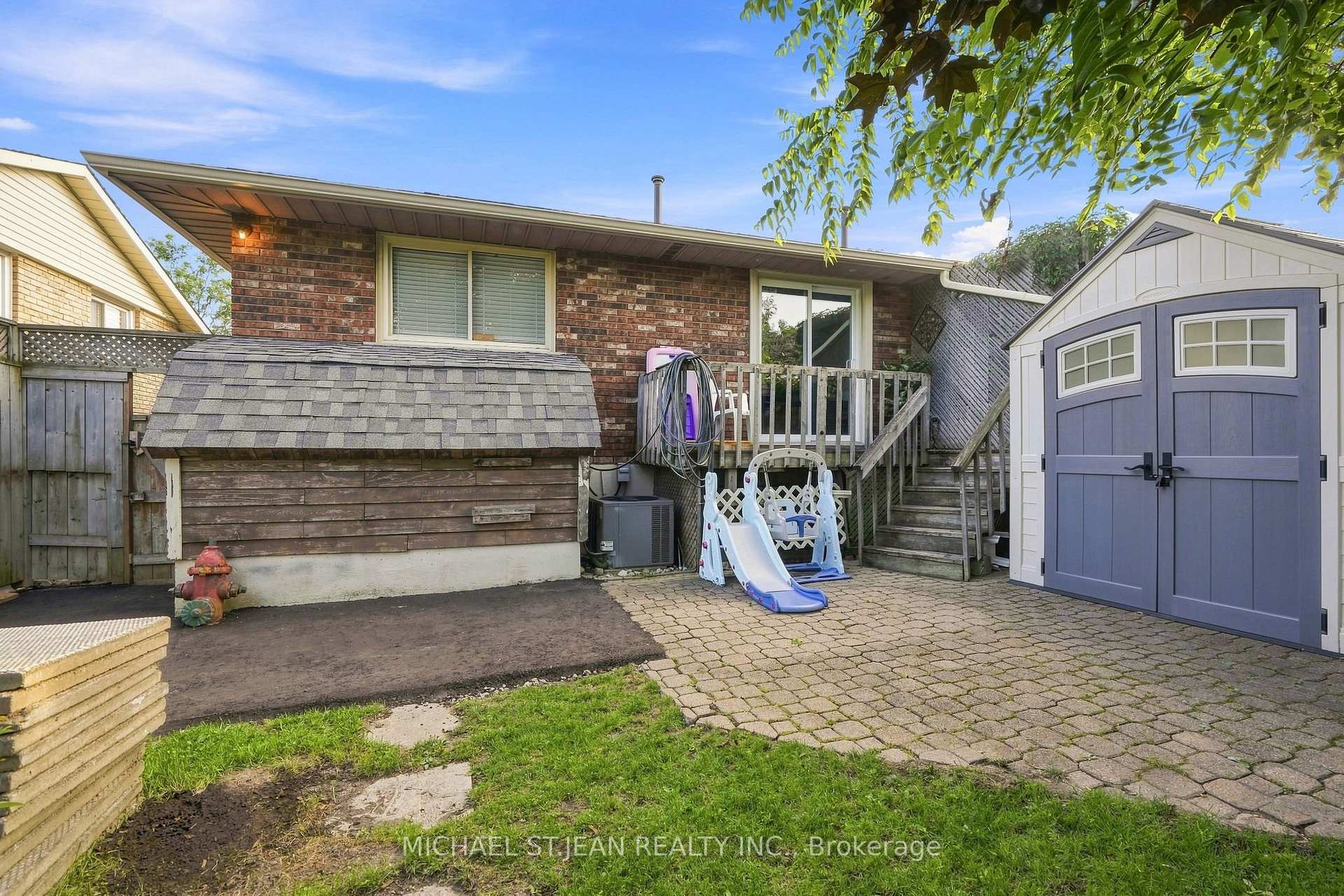 Photo 44 of 50 Adis Avenue, Hamilton, Gurnett — HOMEH