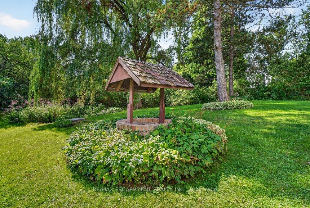 Photo 4 of 2725 Britannia Road, Burlington, Rural Burlington — HOMEH