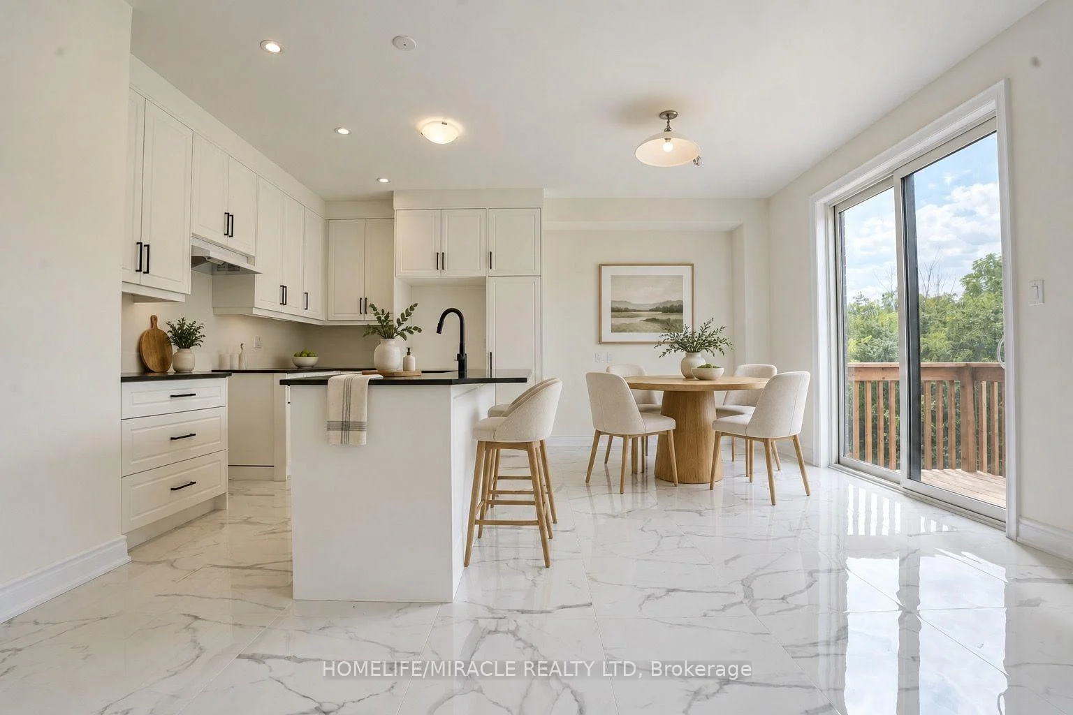 Photo 7 of 142 Antibes Drive, Brampton, Credit Valley — HOMEH