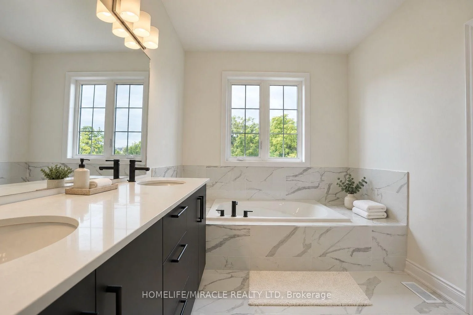 Photo 15 of 142 Antibes Drive, Brampton, Credit Valley — HOMEH