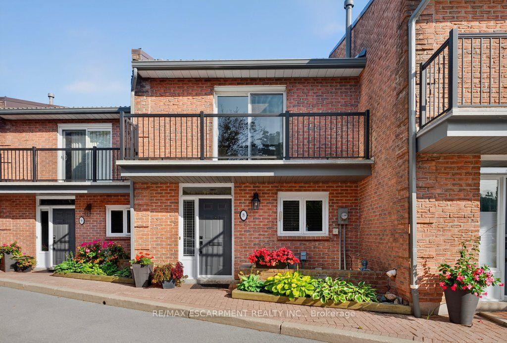 Photo 1 of Unit 8, 2136 Old Lakeshore Road, Burlington, Brant — HOMEH