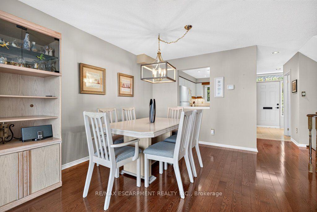 Photo 10 of Unit 8, 2136 Old Lakeshore Road, Burlington, Brant — HOMEH