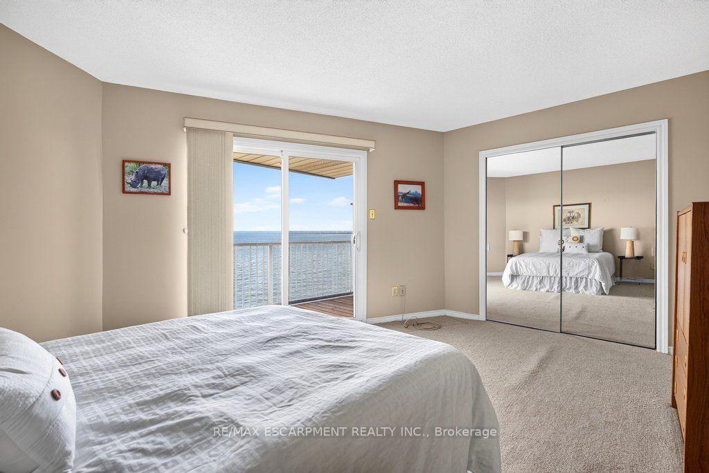 Photo 18 of Unit 8, 2136 Old Lakeshore Road, Burlington, Brant — HOMEH