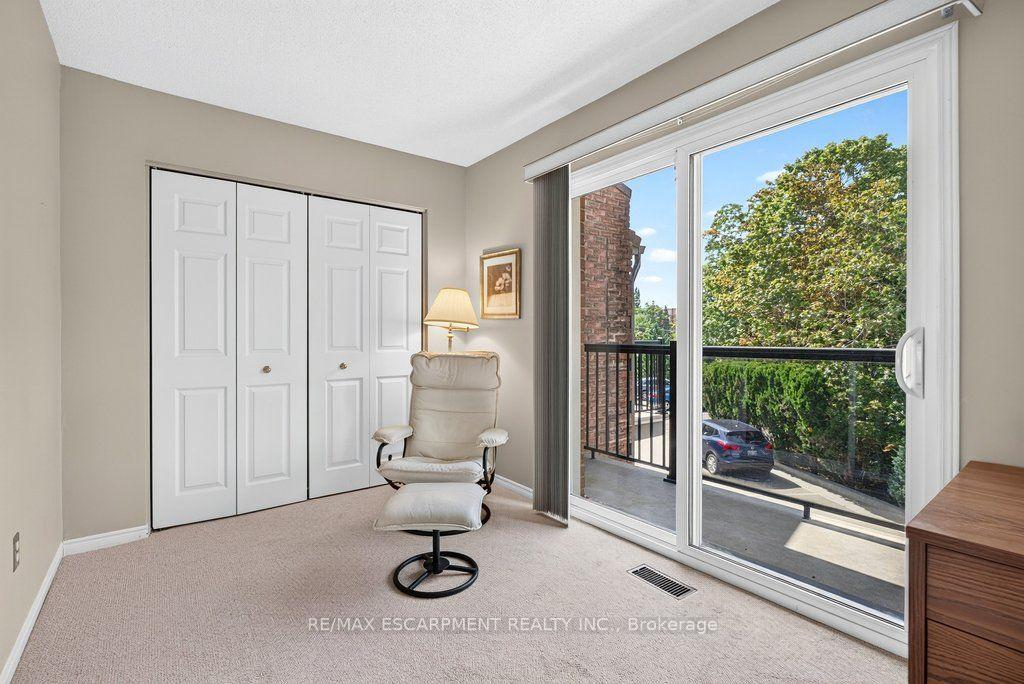 Photo 24 of Unit 8, 2136 Old Lakeshore Road, Burlington, Brant — HOMEH