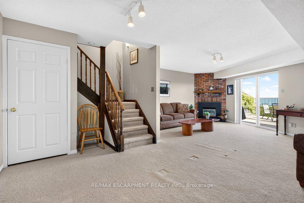 Photo 26 of Unit 8, 2136 Old Lakeshore Road, Burlington, Brant — HOMEH
