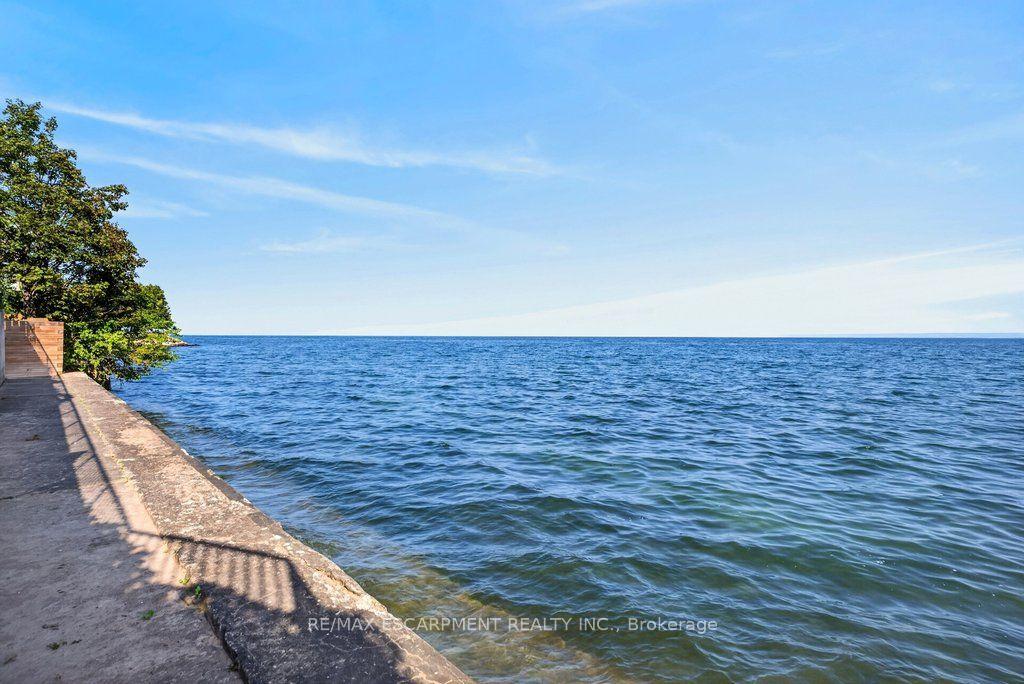 Photo 37 of Unit 8, 2136 Old Lakeshore Road, Burlington, Brant — HOMEH